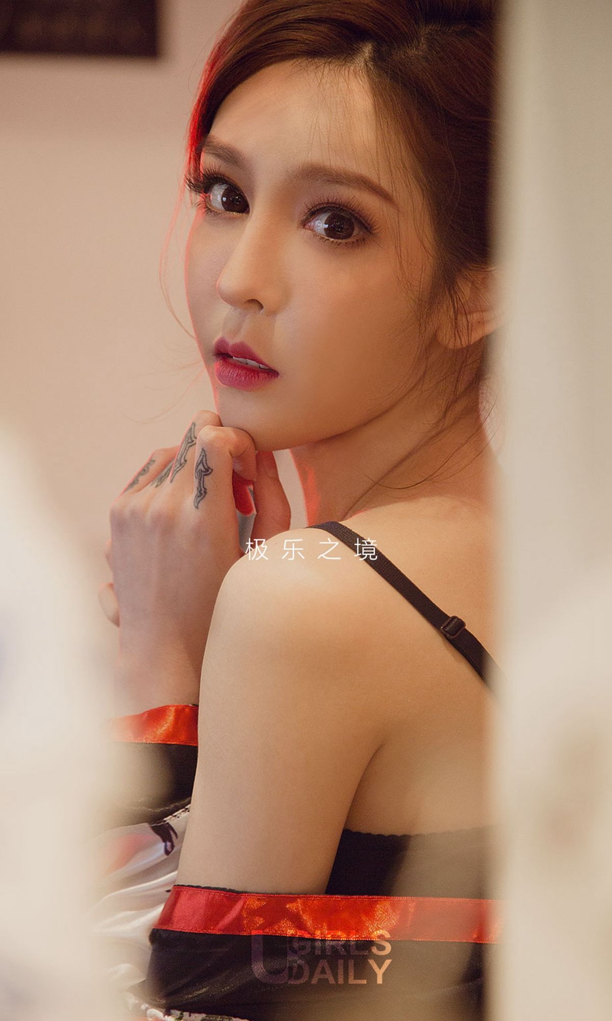 UGirls 爱尤物 No.1321 兔子&金梓琳&萱宸 极乐之境 [35P] 插图2