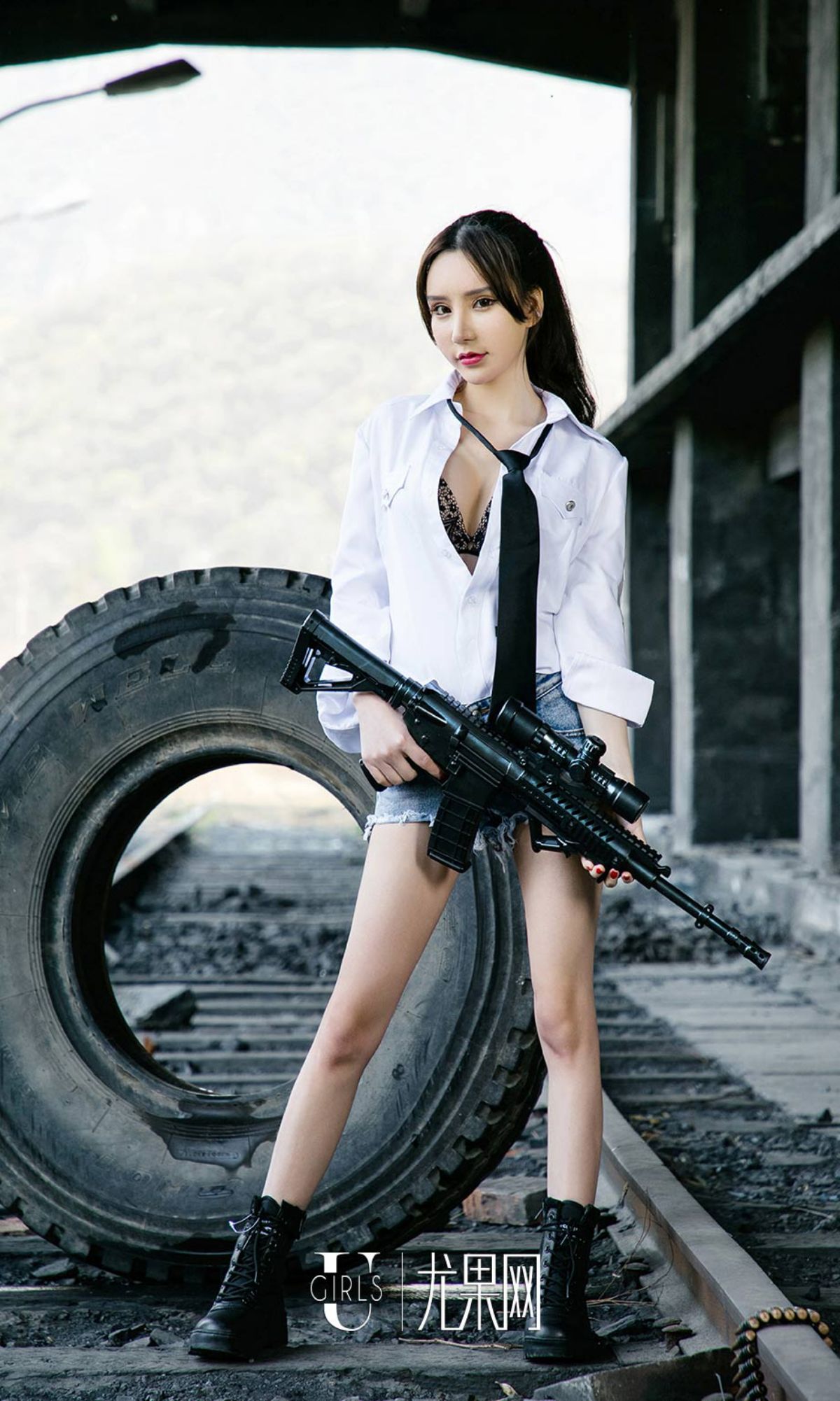 周于希《擦枪》 UGirls 爱尤物 No.1069 [35P] 插图7