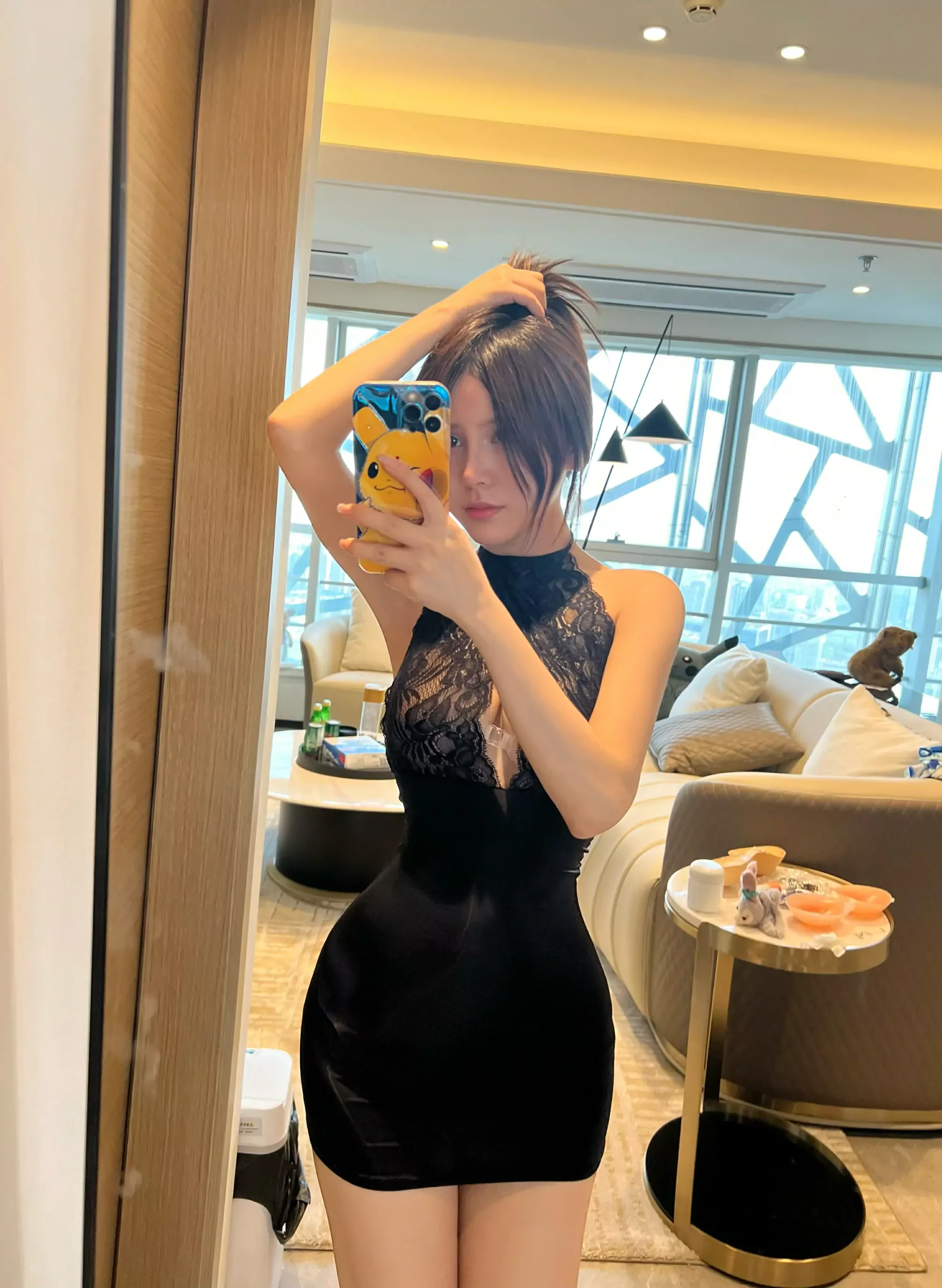 奔跑的晶骡儿 – 红色蝴蝶小内内 [85P]-妍画集