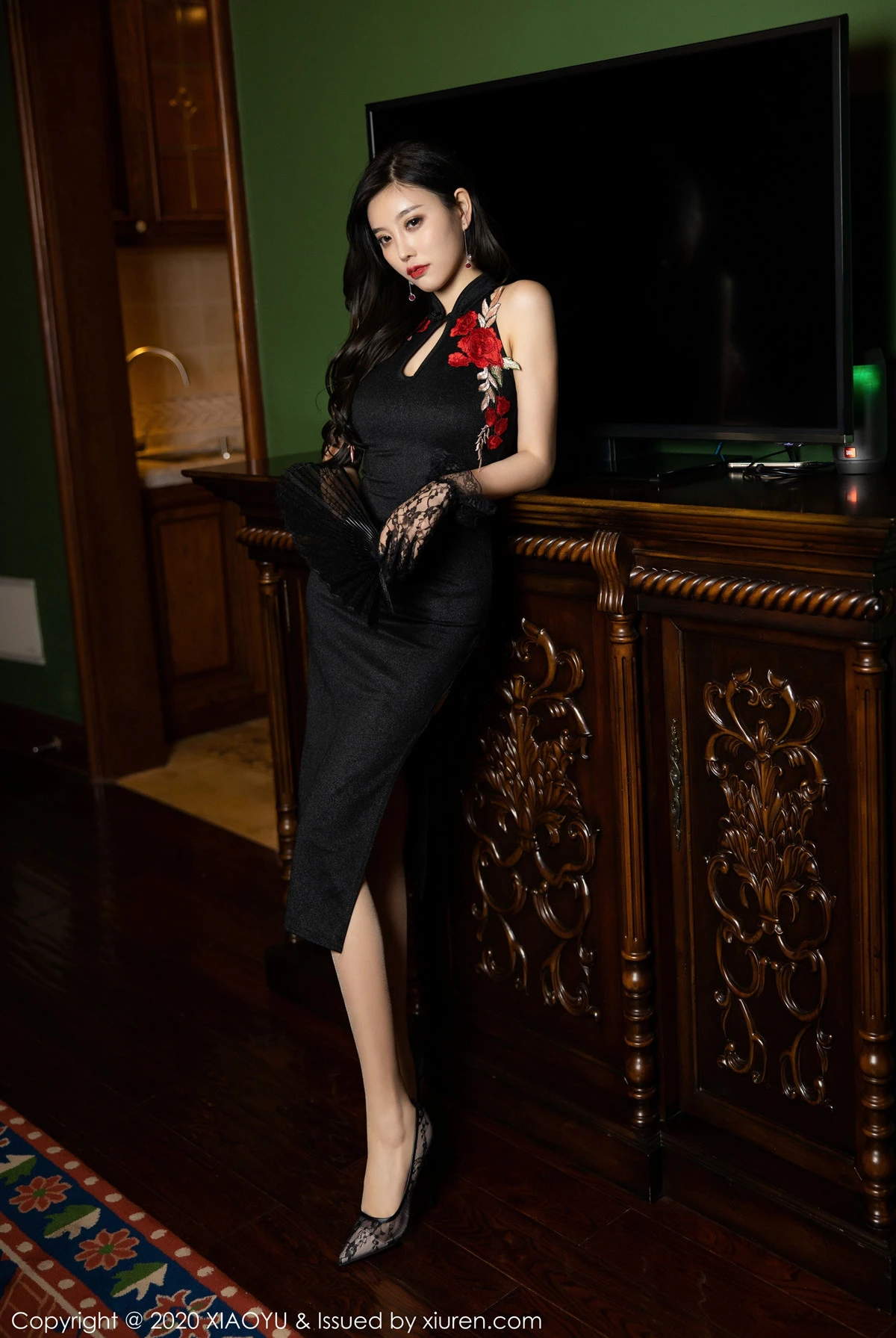 语画界 VOL.241 杨晨晨sugar 2020-03-03 00:00:00 - 妍画集-妍画集