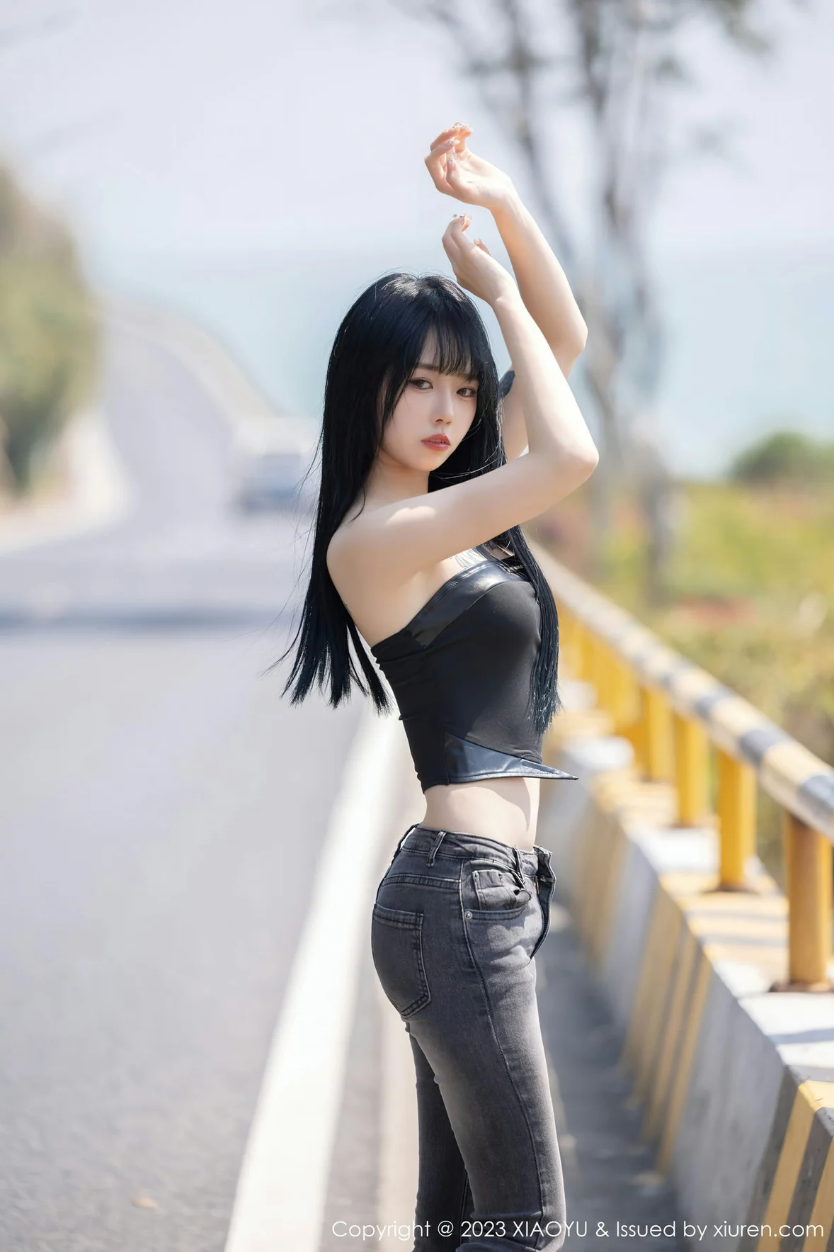 XIAOYU 语画界 Vol.1047 奶瓶. 性感蛋黄色性感写真 [99P] 插图3