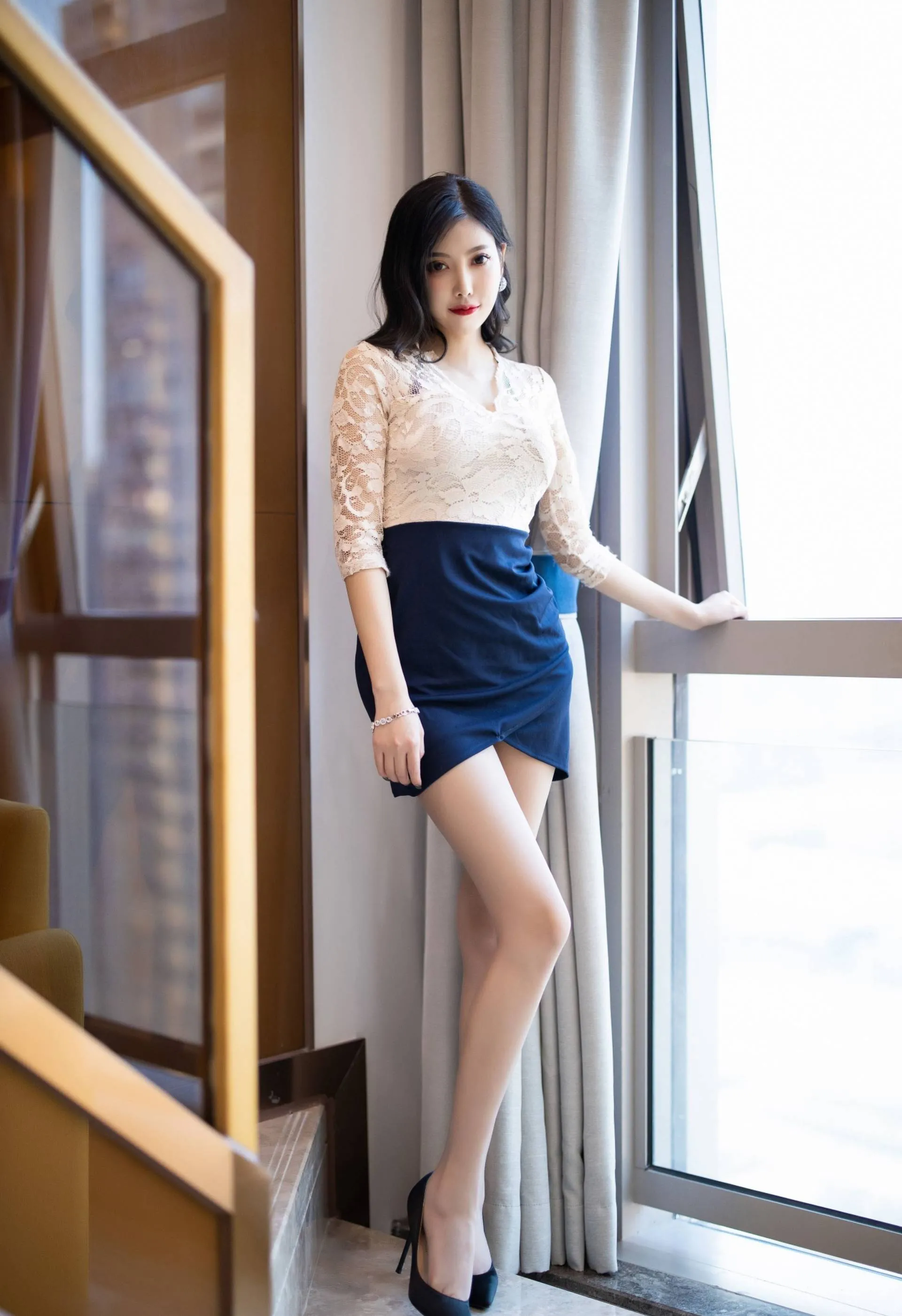 XIUREN秀人网 No.1717 杨晨晨sugar-妍画集