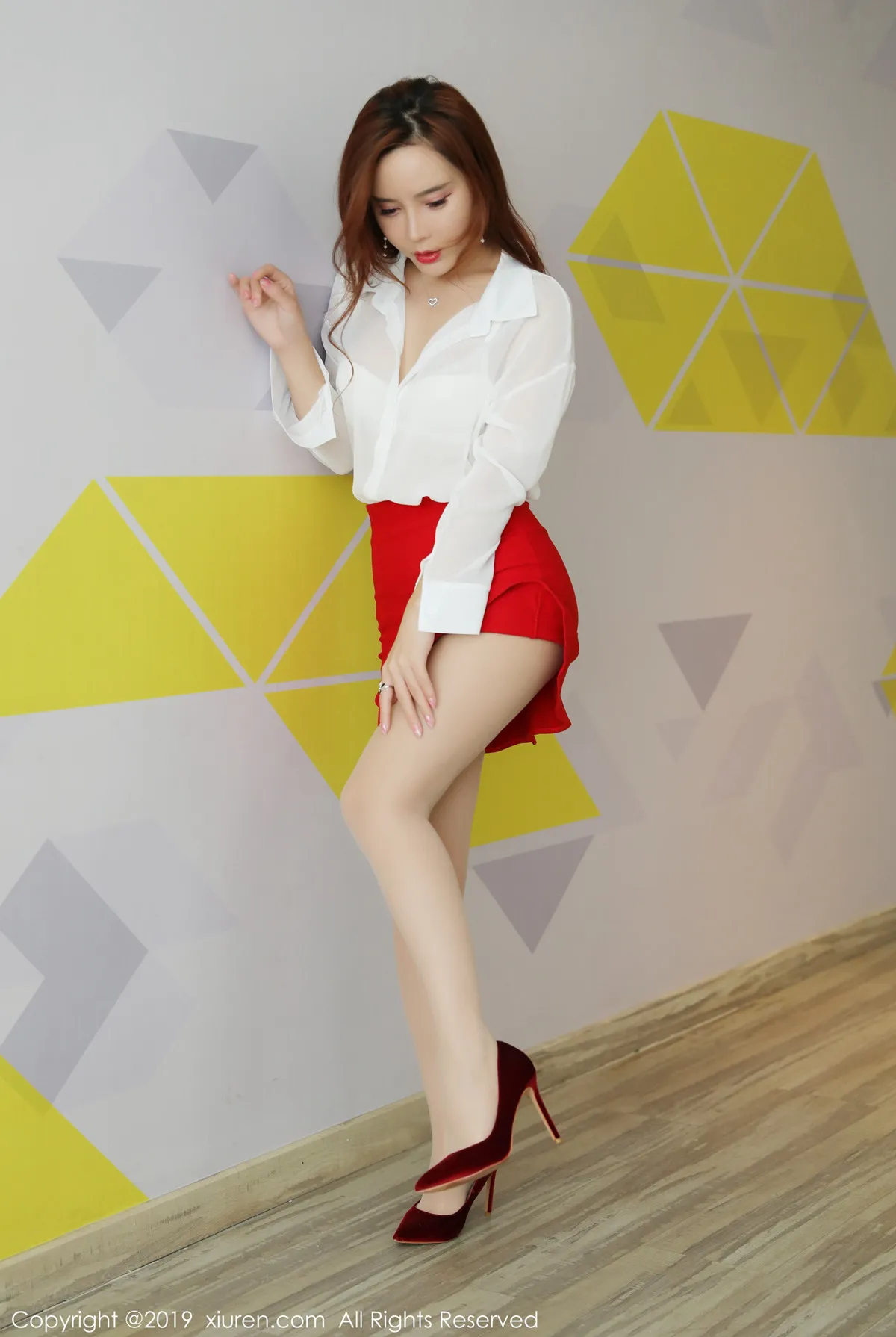 XIUREN秀人网 N0.1879 艾小青-妍画集