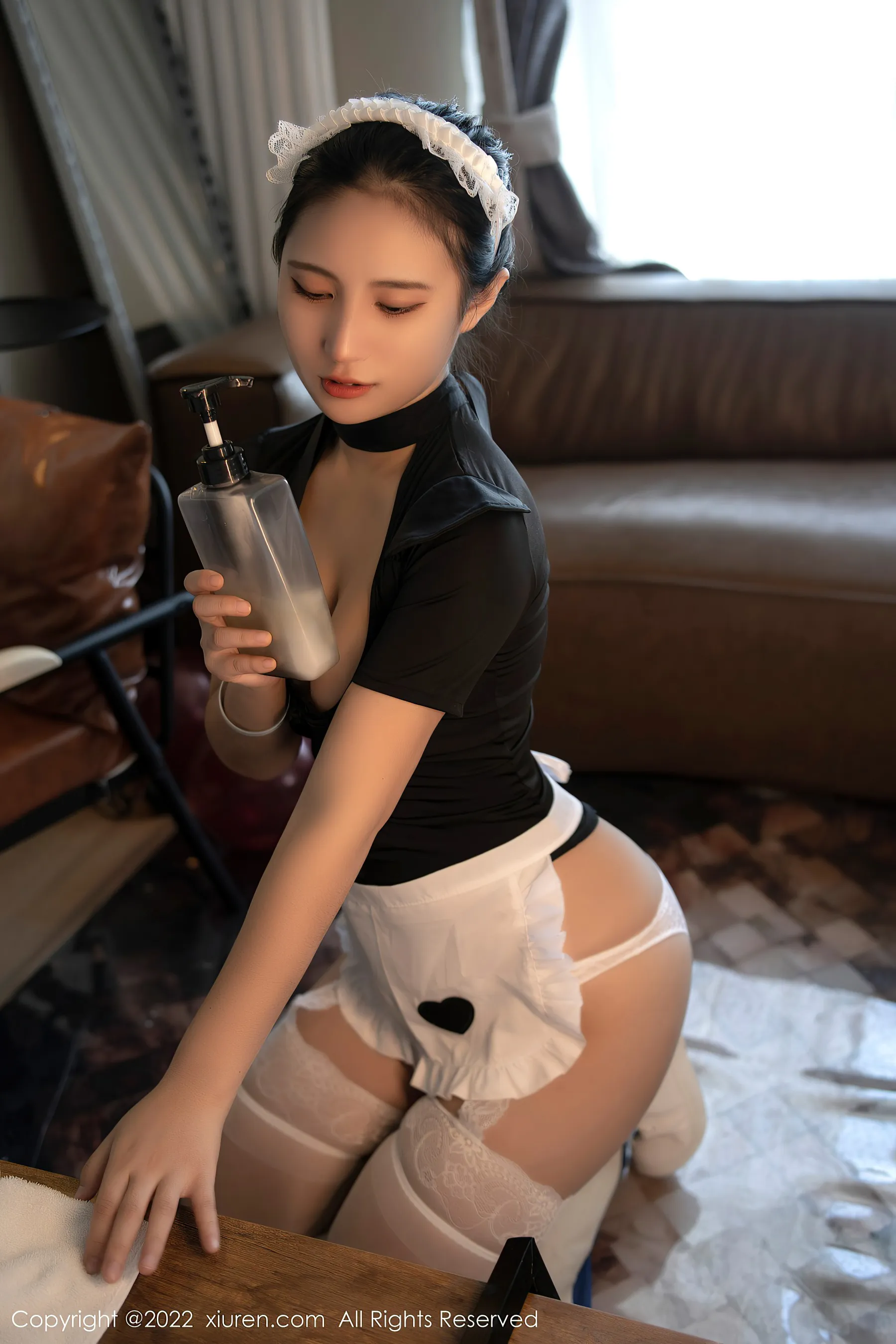 秀人网 No.4554 久久Aimee 女仆装 插图8