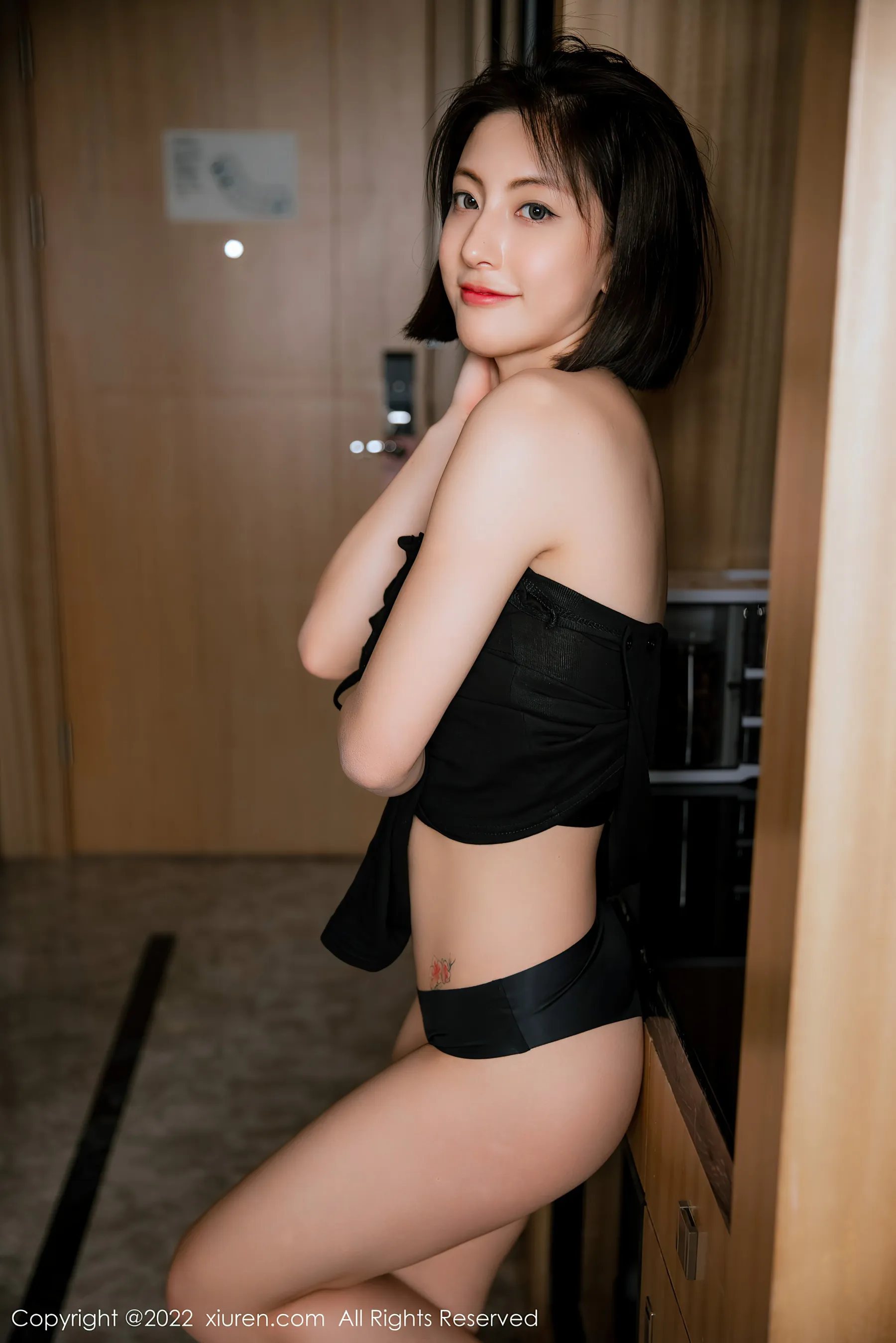 秀人网 No.4603 林文文yooki 淑女美腿内衣诱惑 2023-07-22 14:52:02 - 妍画集-妍画集