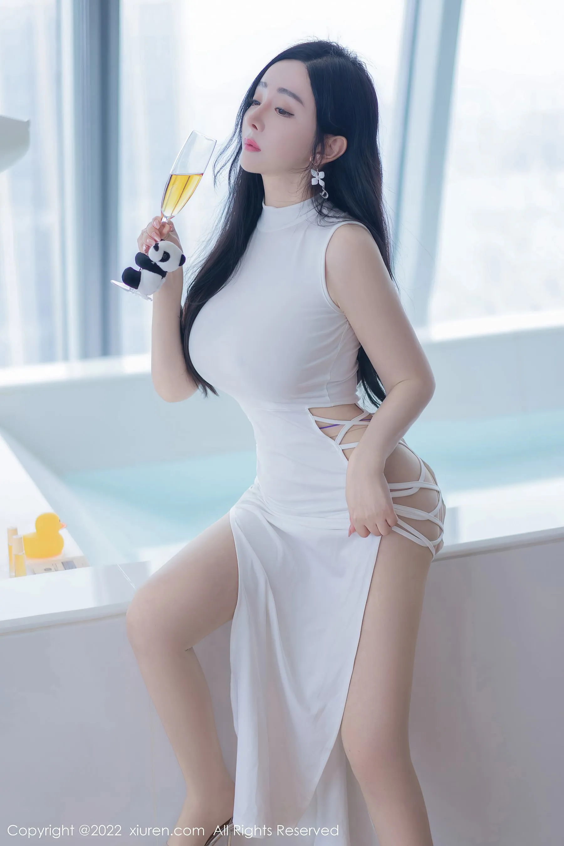 秀人网 No.4855 允爾 美臀美腿丰乳写真 2023-08-16 14:52:02 - 妍画集-妍画集