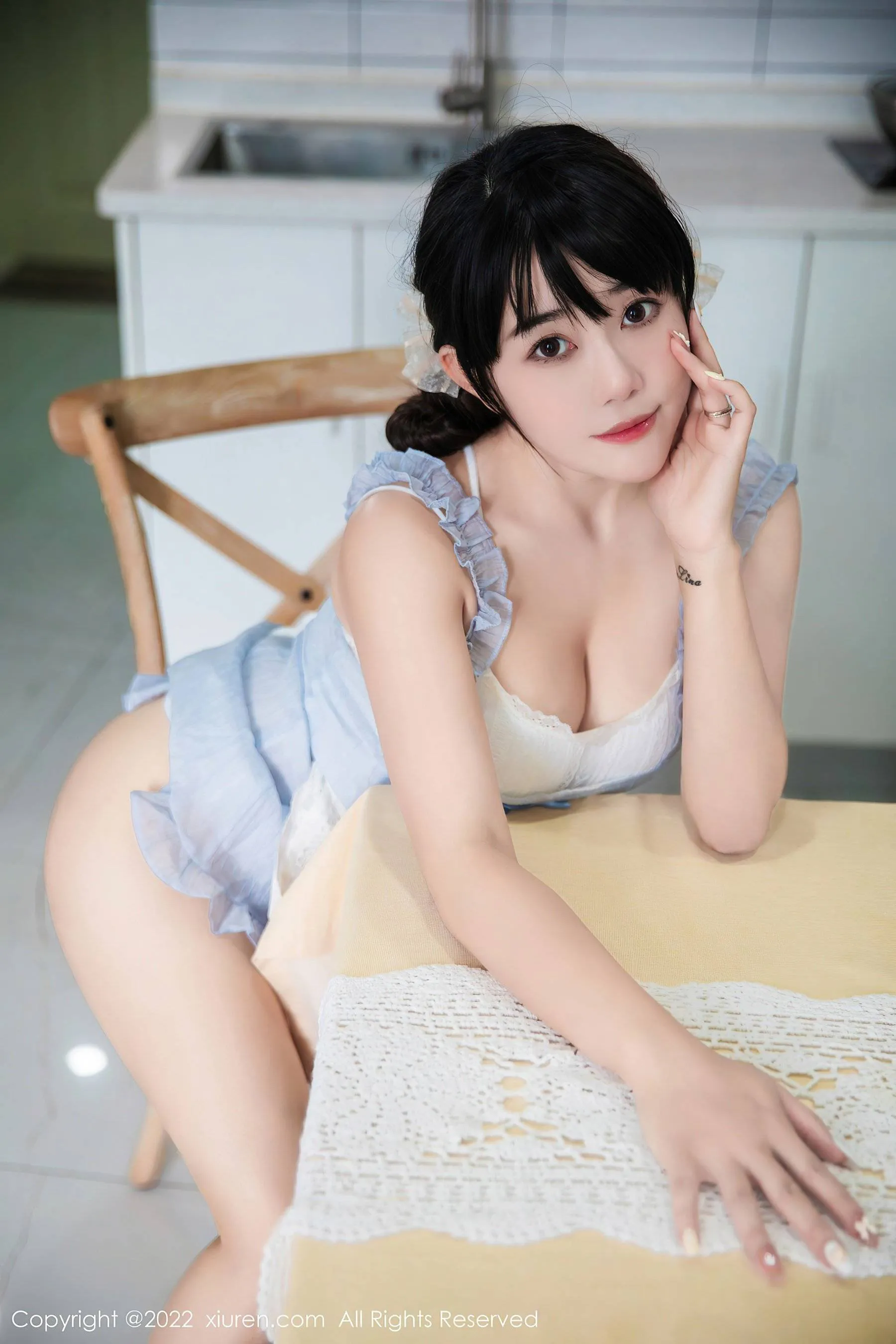 秀人网 No.5834 严利娅Yuliya 丰腴美臀 2023-11-19 20:52:02 - 妍画集-妍画集