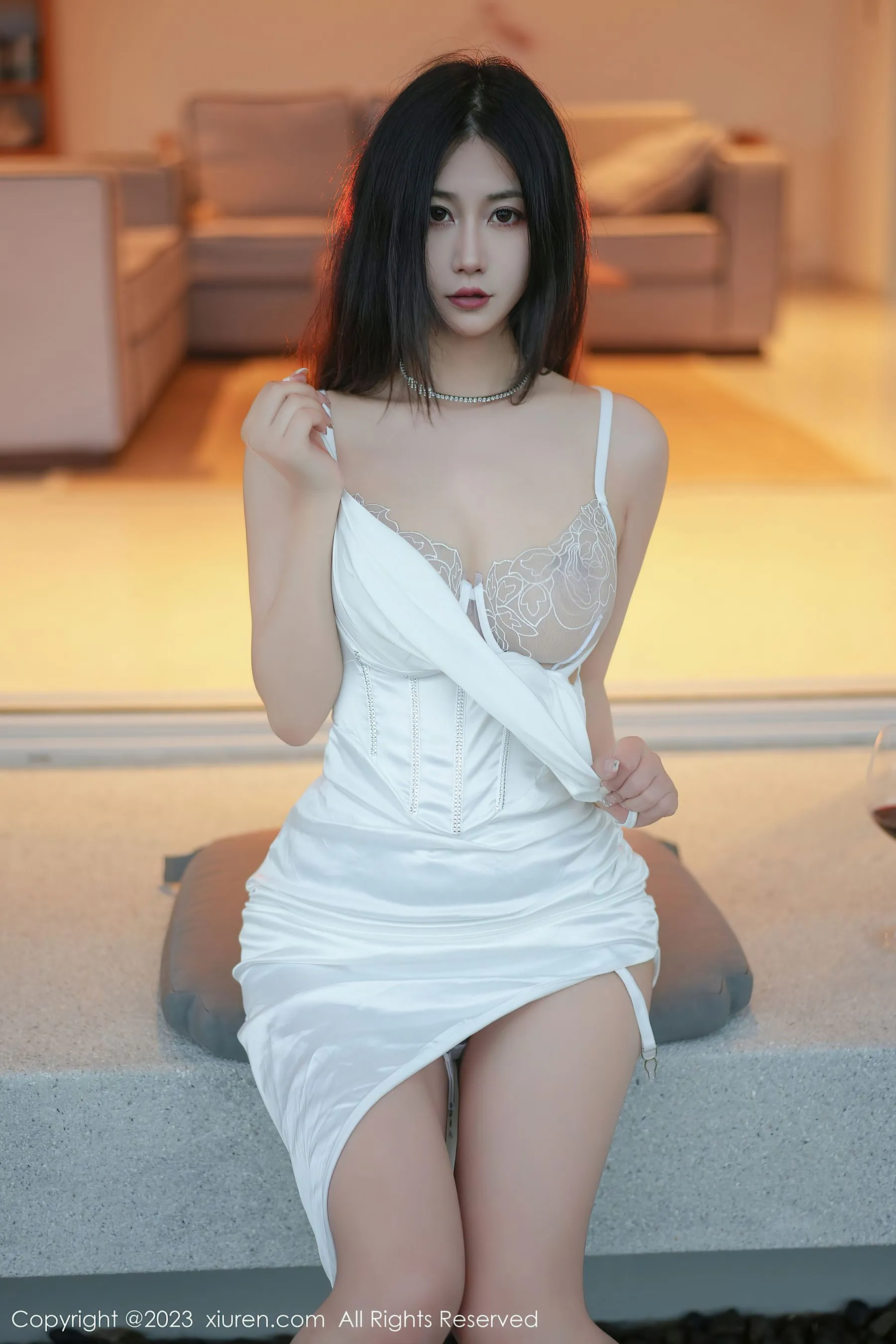 秀人网 No.6729 laura阿姣 2024-02-16 22:52:02 - 妍画集-妍画集