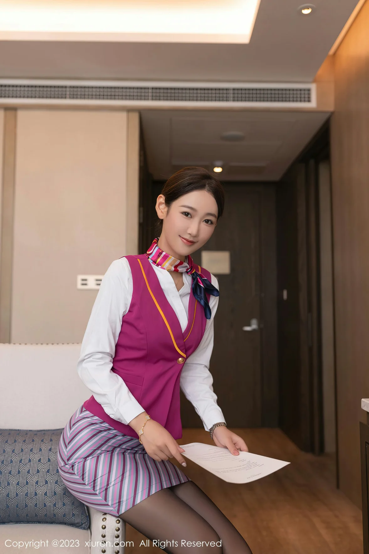 秀人网 No.7405 唐安琪 空姐制服诱惑珠三角旅拍 [78P] 插图3