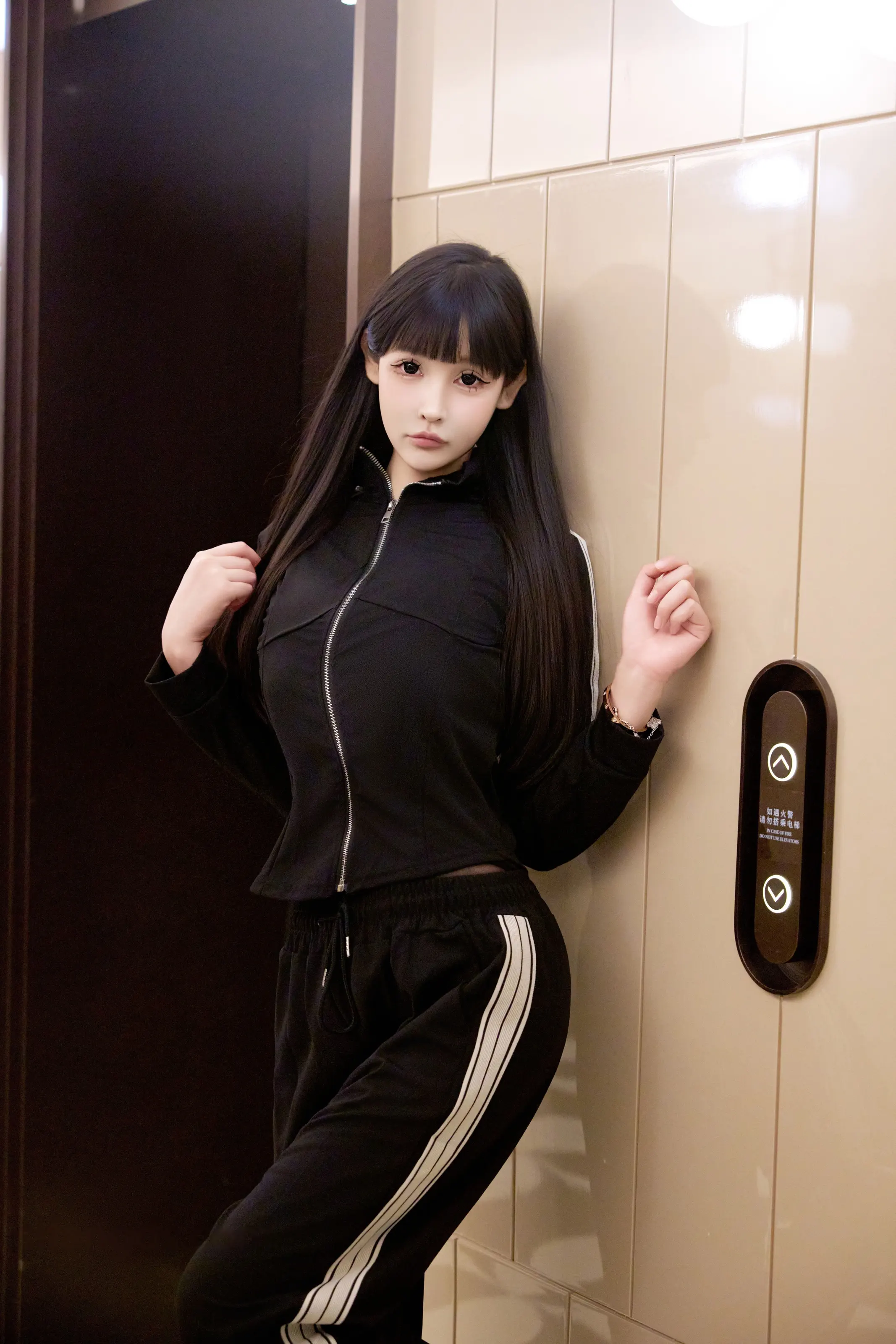 XiuRen 内购版 No.10482 智恩baby 裤里黑丝 [77P] 插图5
