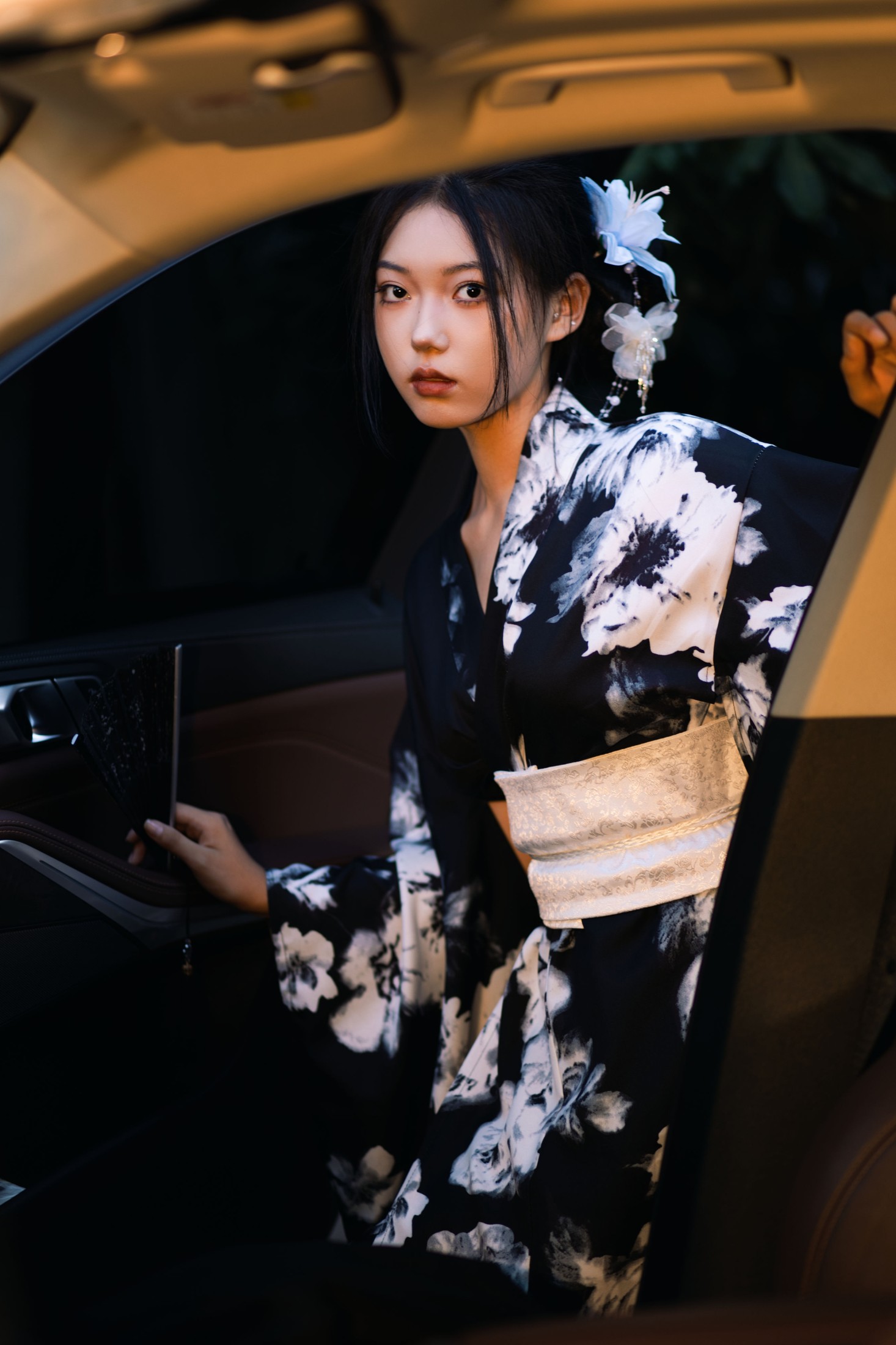 ID9844黑道千金小姐 - 妍画集-妍画集