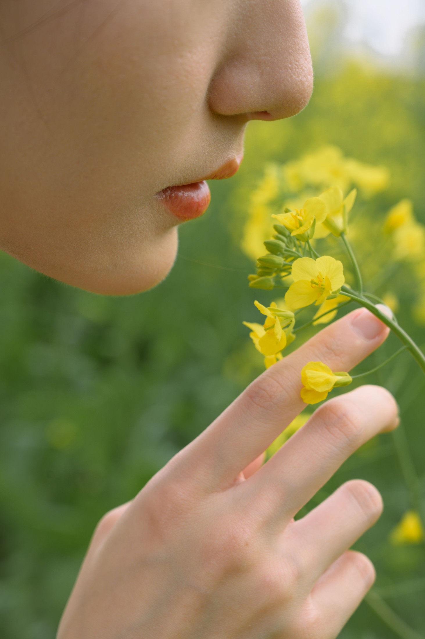 小月 – 《阴天与油菜花》[35P] 插图5