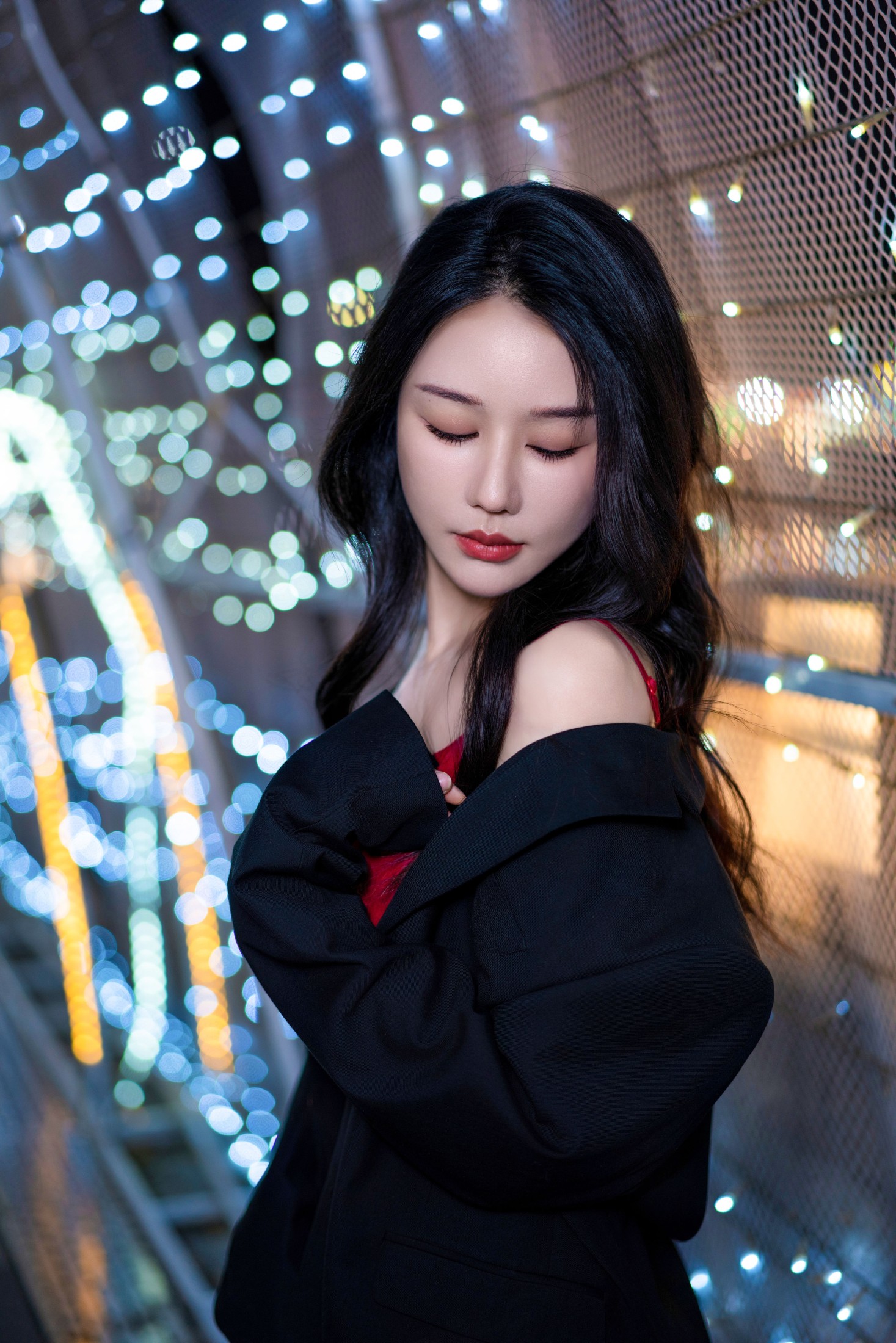 ID10275千灯湖夜未央：红裙女神的光影诗篇 - 妍画集-妍画集