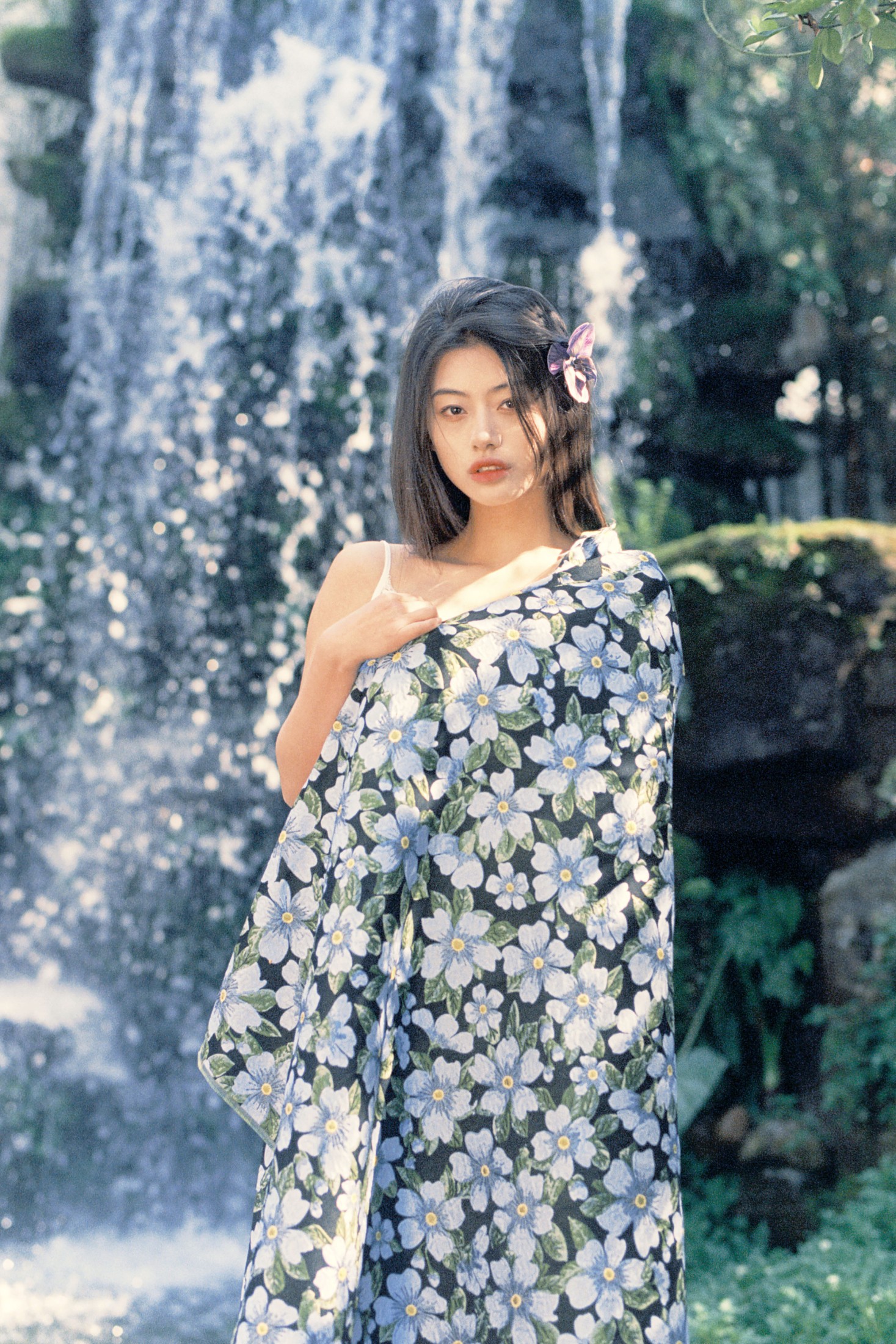ID10278带我苦涩的眼睛长出春天 - 妍画集-妍画集