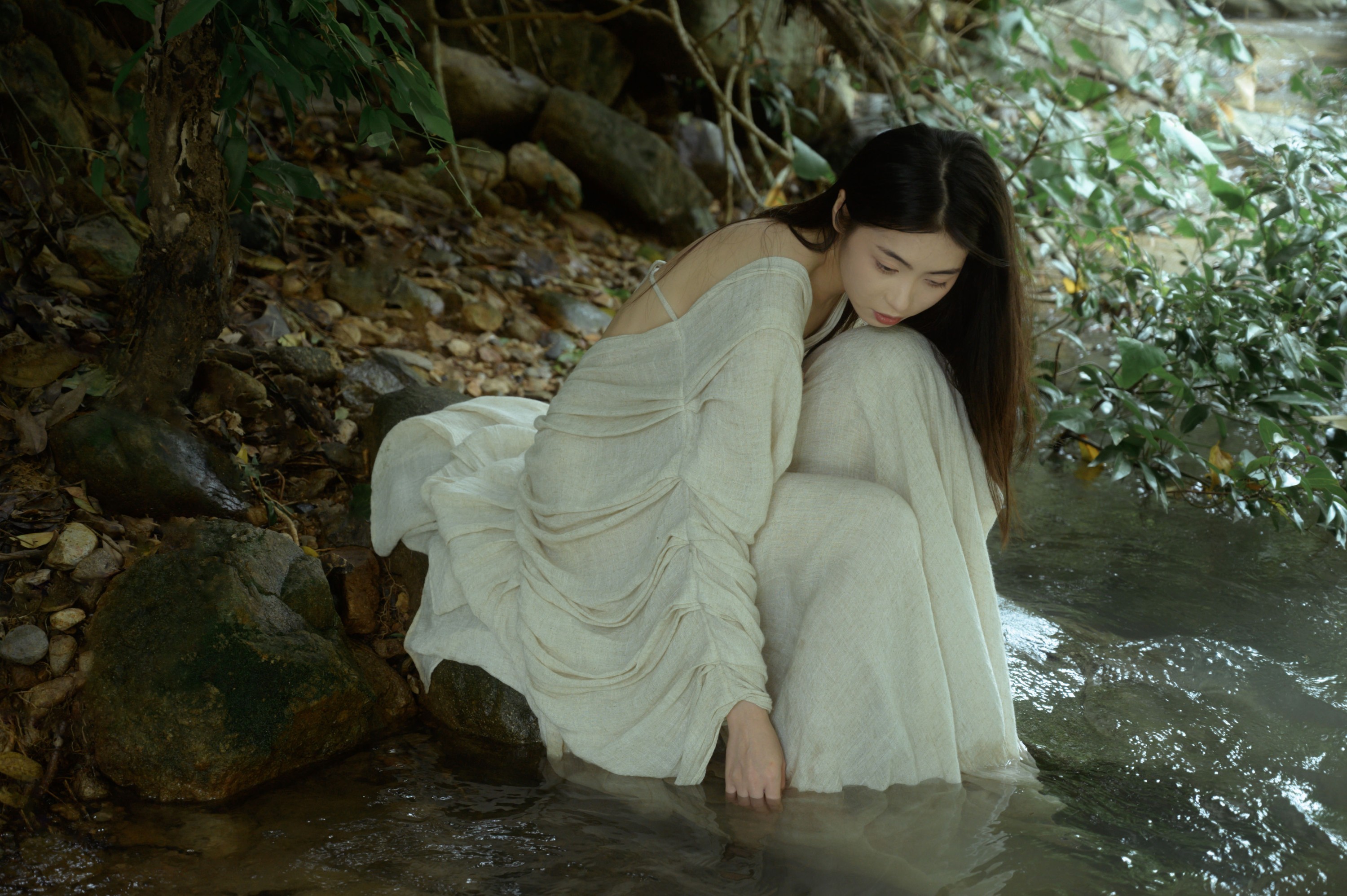 ID10139在林中 - 妍画集-妍画集