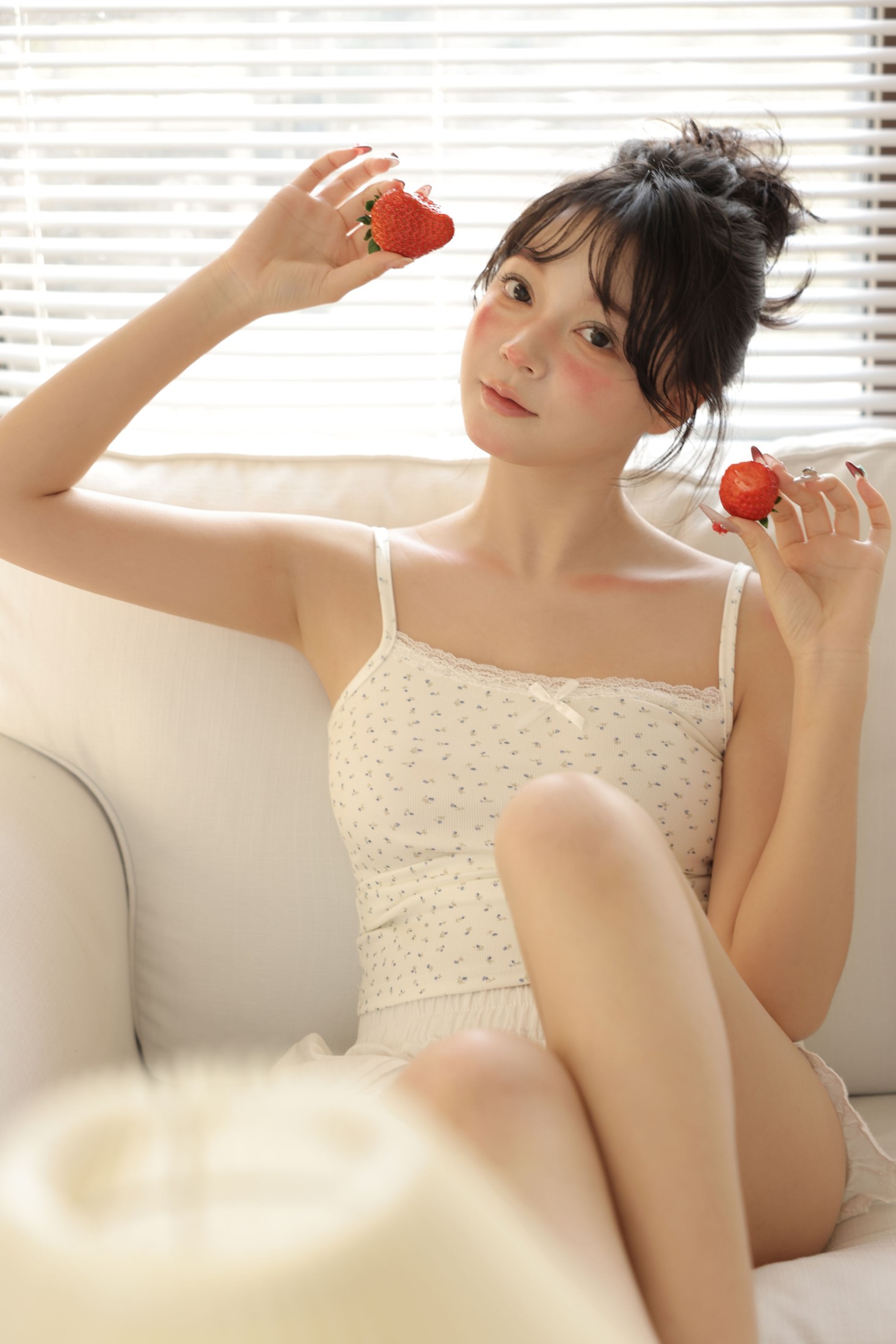 Disexi思宁 – 《草莓》[26P] 插图3