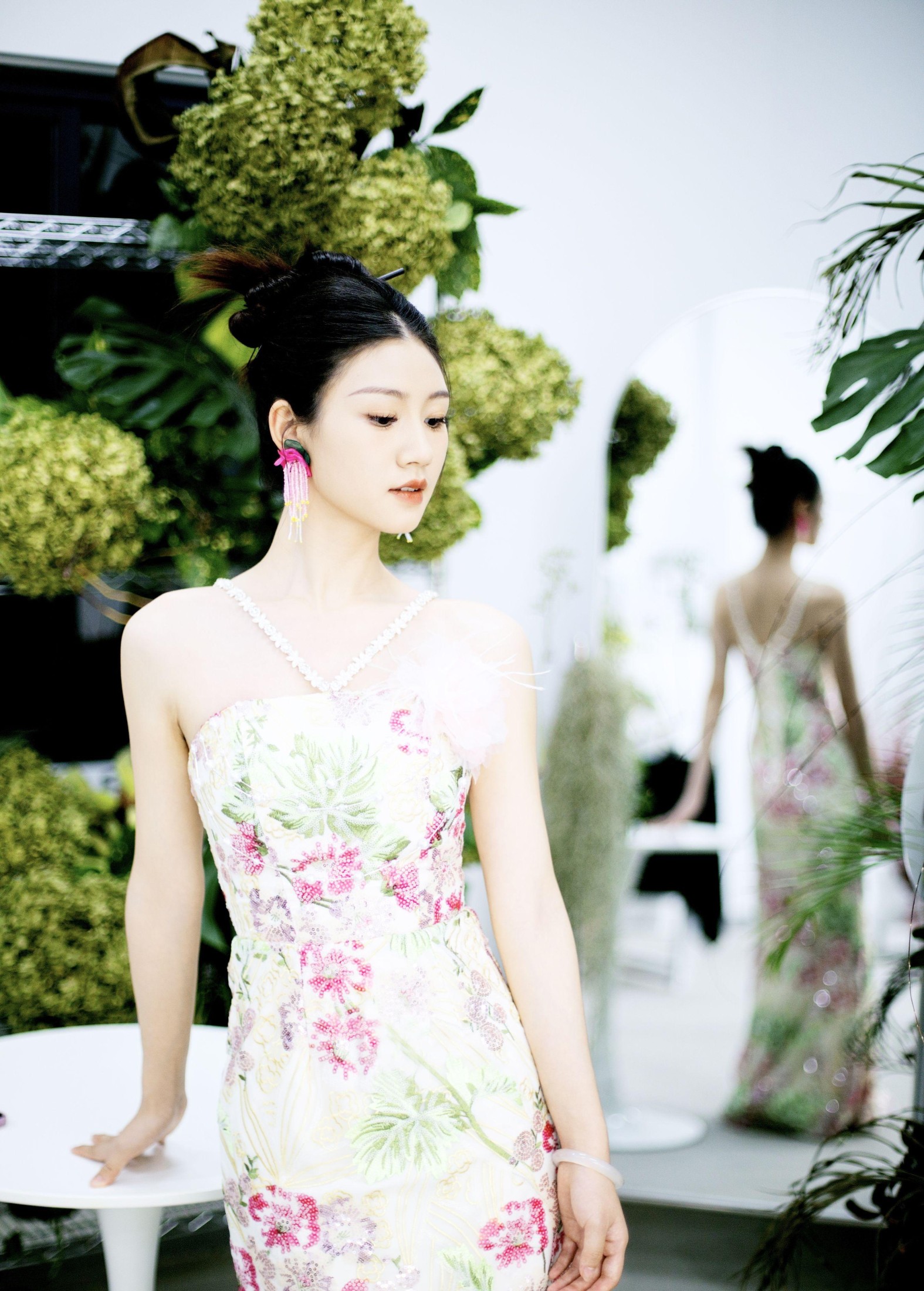 ID10324独自美丽 - 妍画集-妍画集