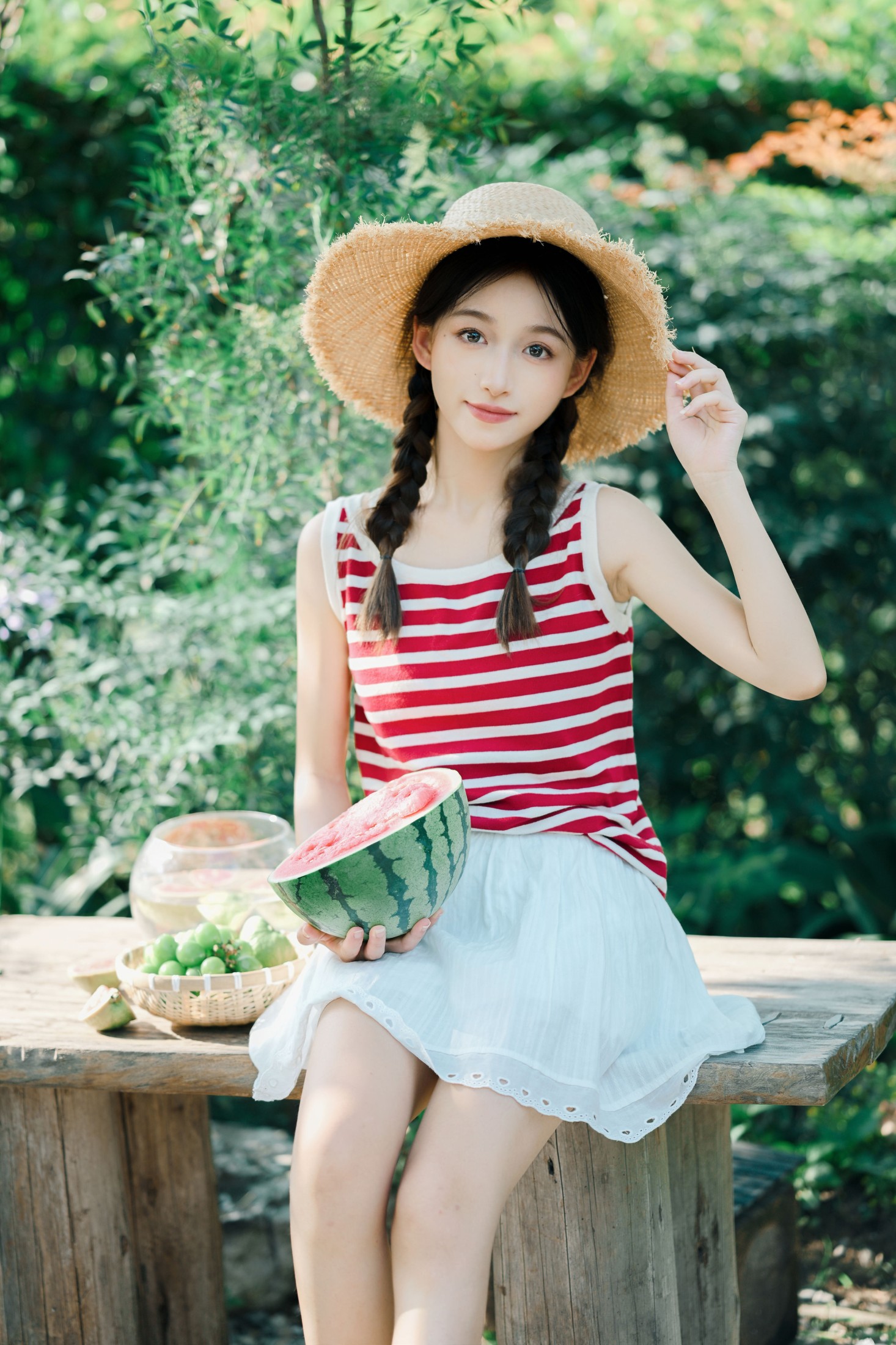 ID10781夏日少女与红西瓜 - 妍画集-妍画集