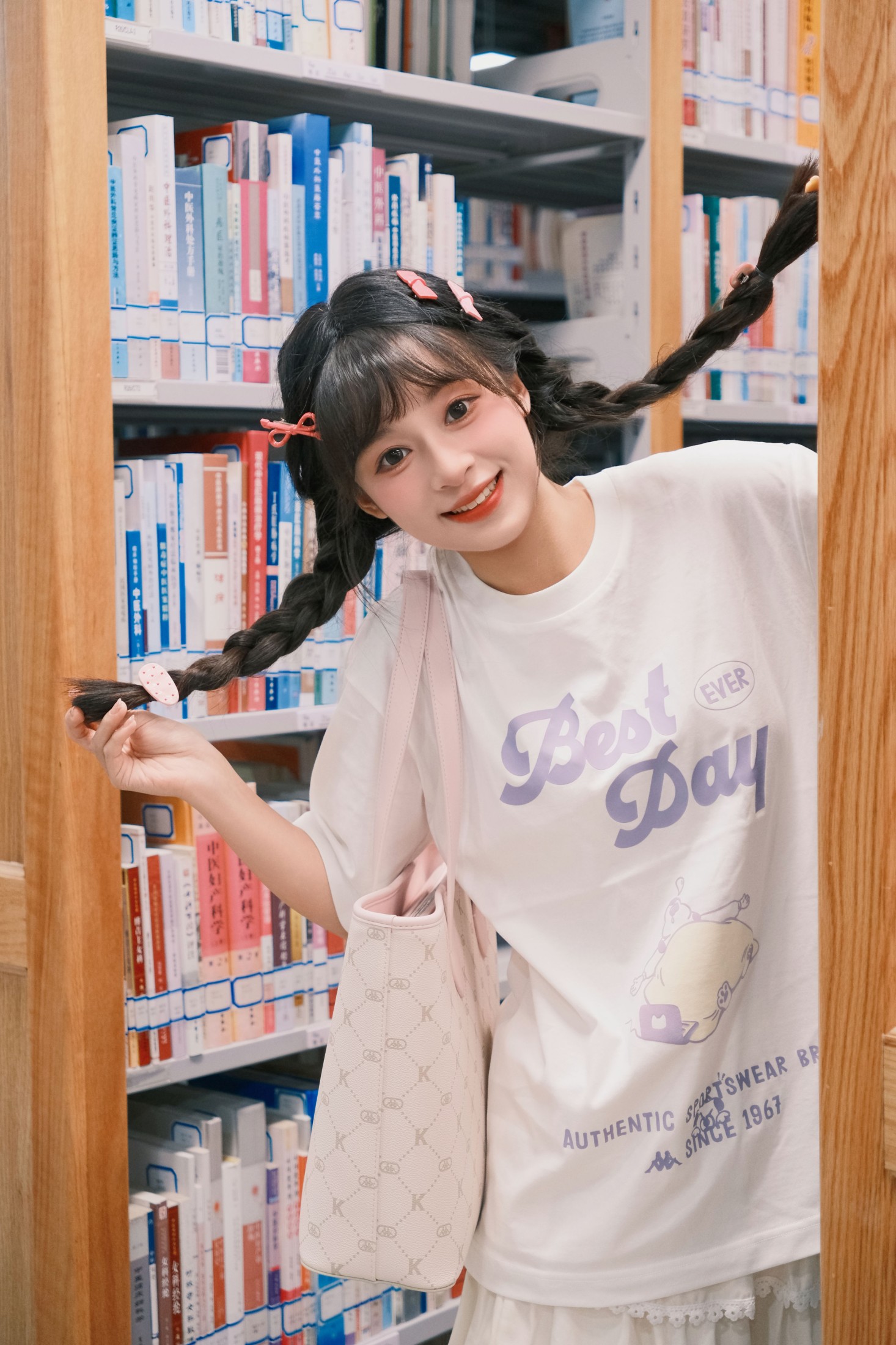 ID10830一起看书啊 - 妍画集-妍画集