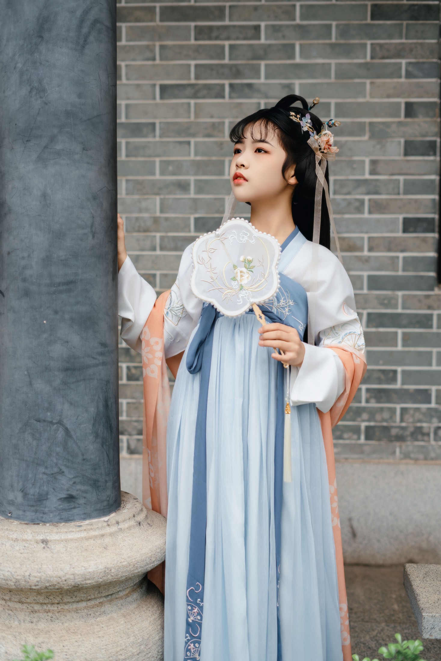 ID10989穿汉服的小女孩 - 妍画集-妍画集