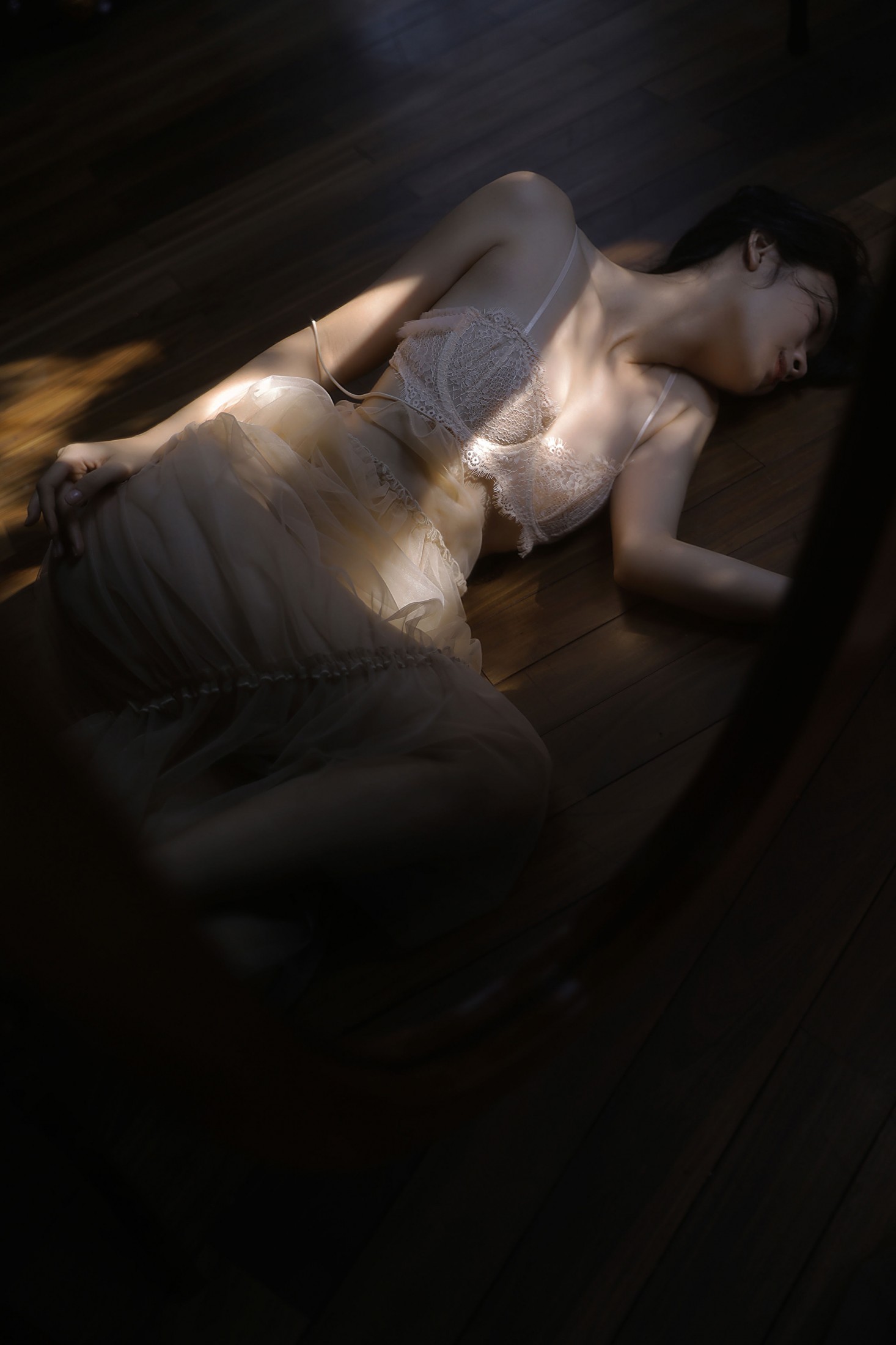 ID11597阁楼的光影 - 妍画集-妍画集