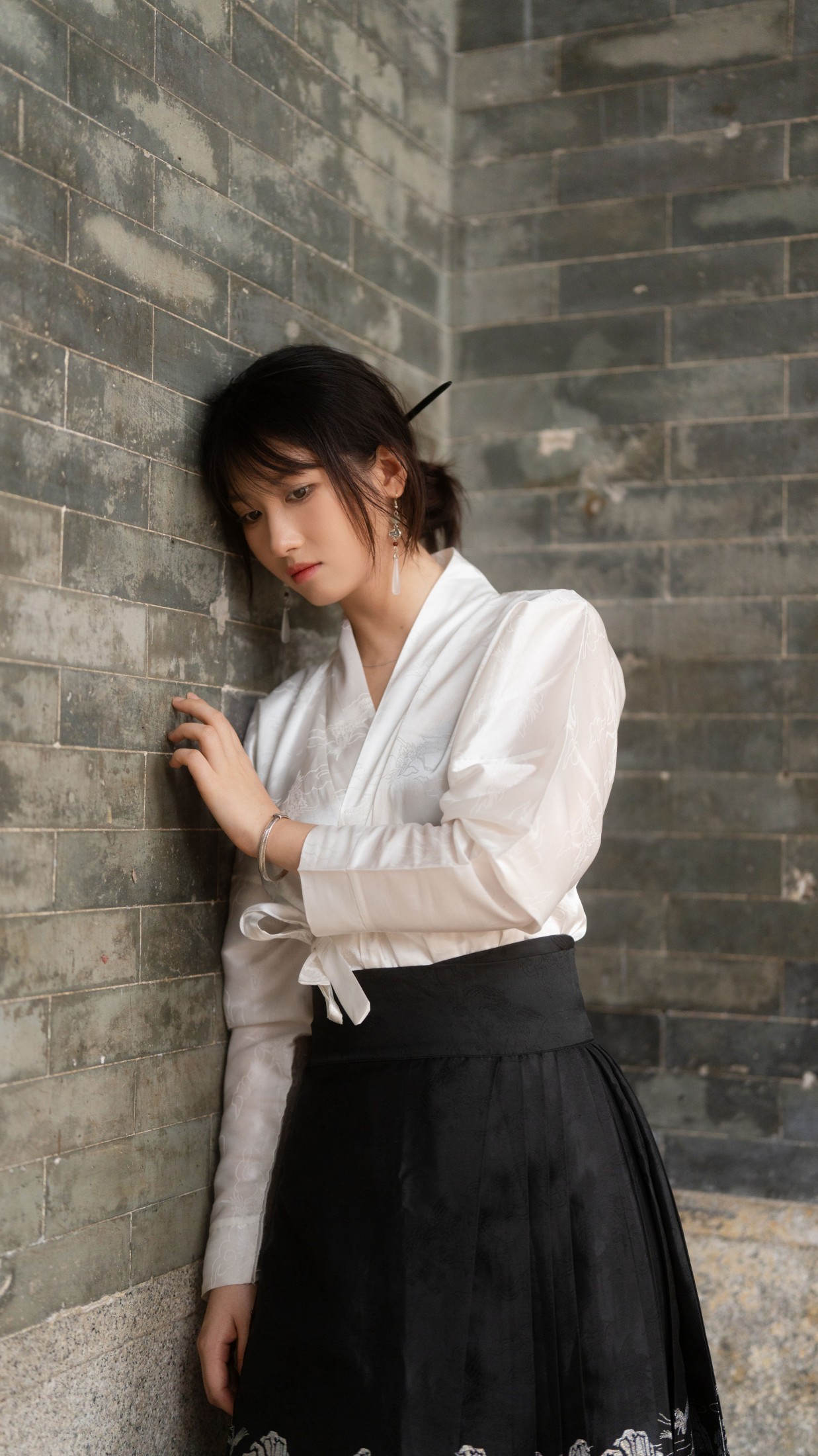 ID11974红墙与马面裙 - 妍画集-妍画集