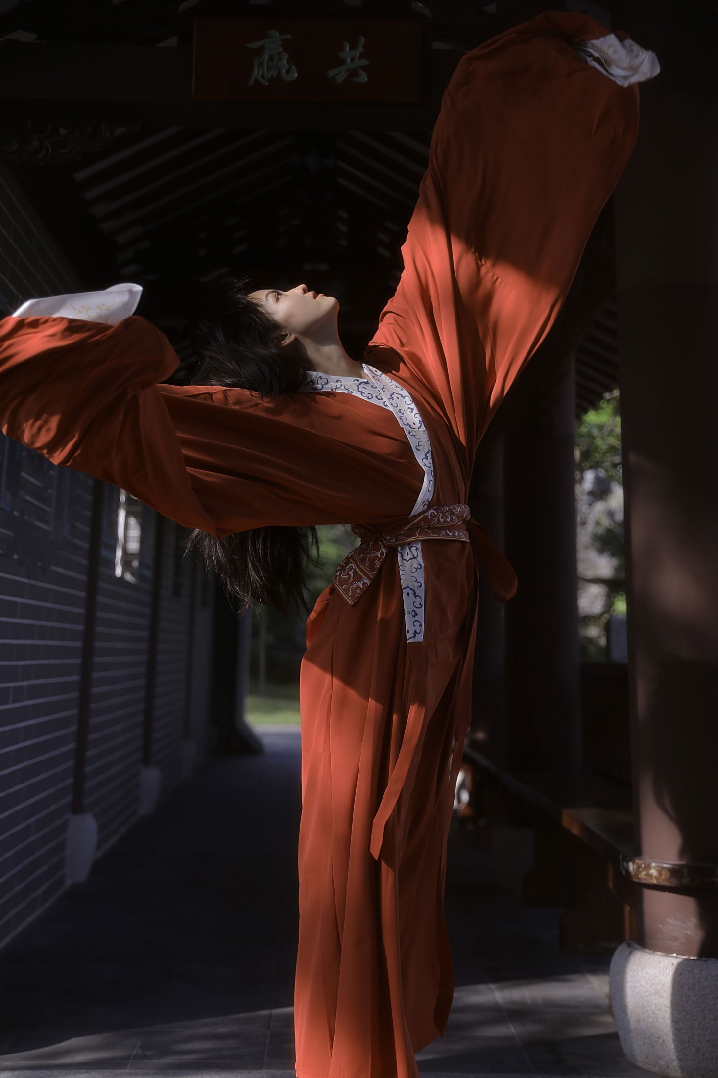 ID12033一袭红衣尽风华 - 妍画集-妍画集