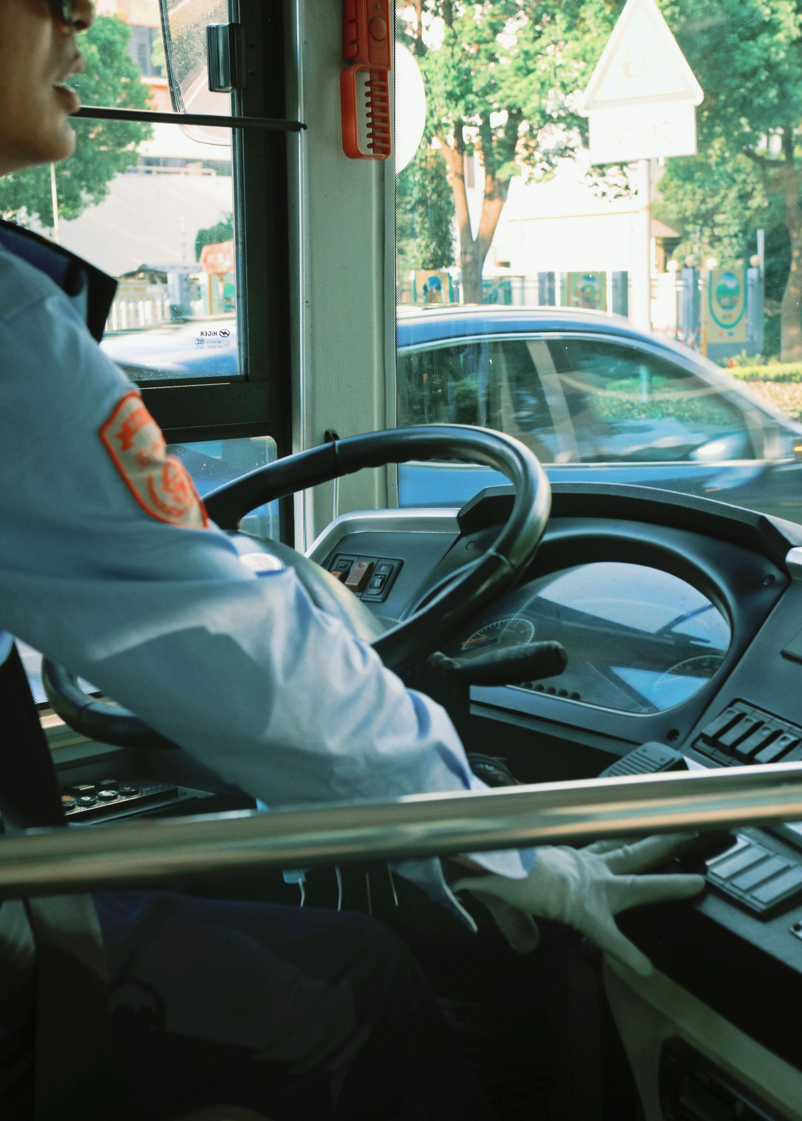  – 《这种感觉的公交车氛围谁懂》[20P] 插图2