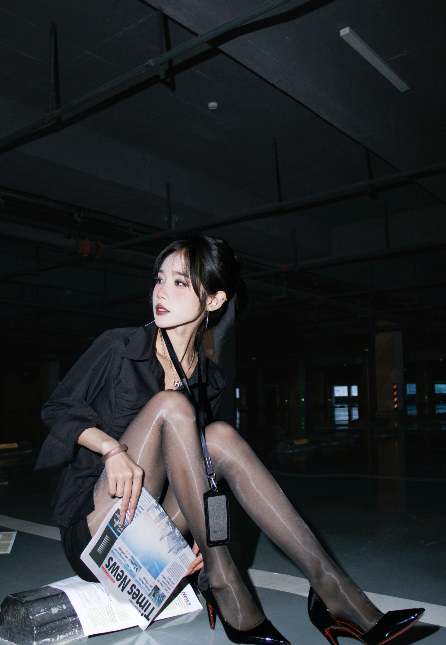  – 《职业装》[12P] 插图2