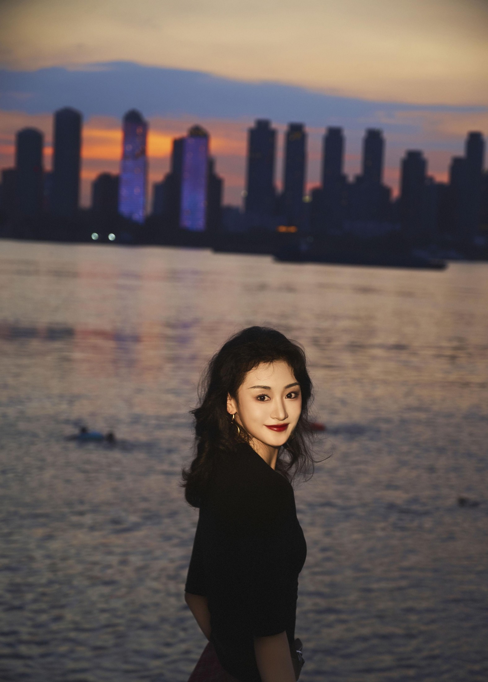 柴一丹 – 《美丽的柴一丹女士》[10P] 插图2