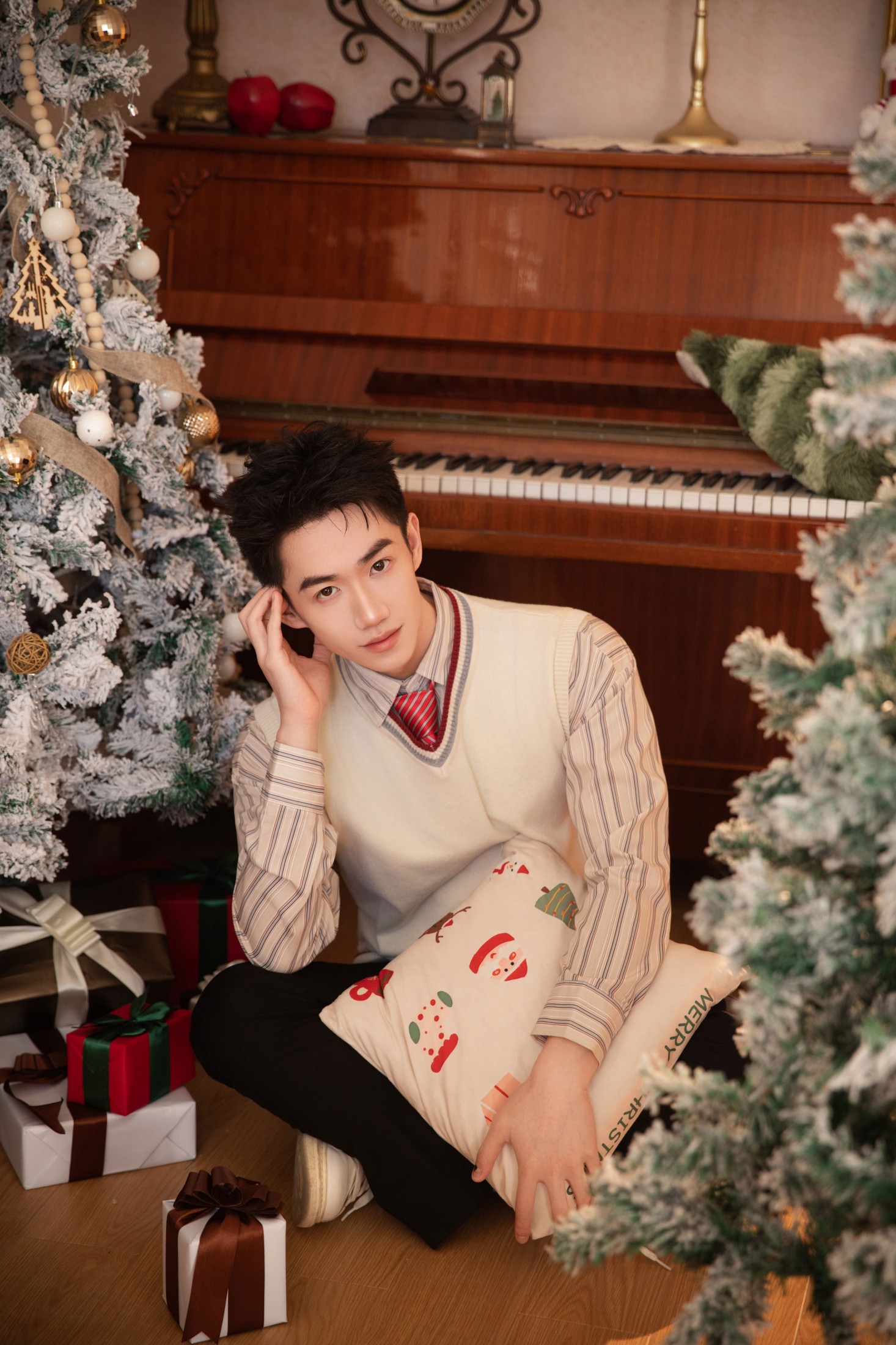 ID12346圣诞序曲-妍画集