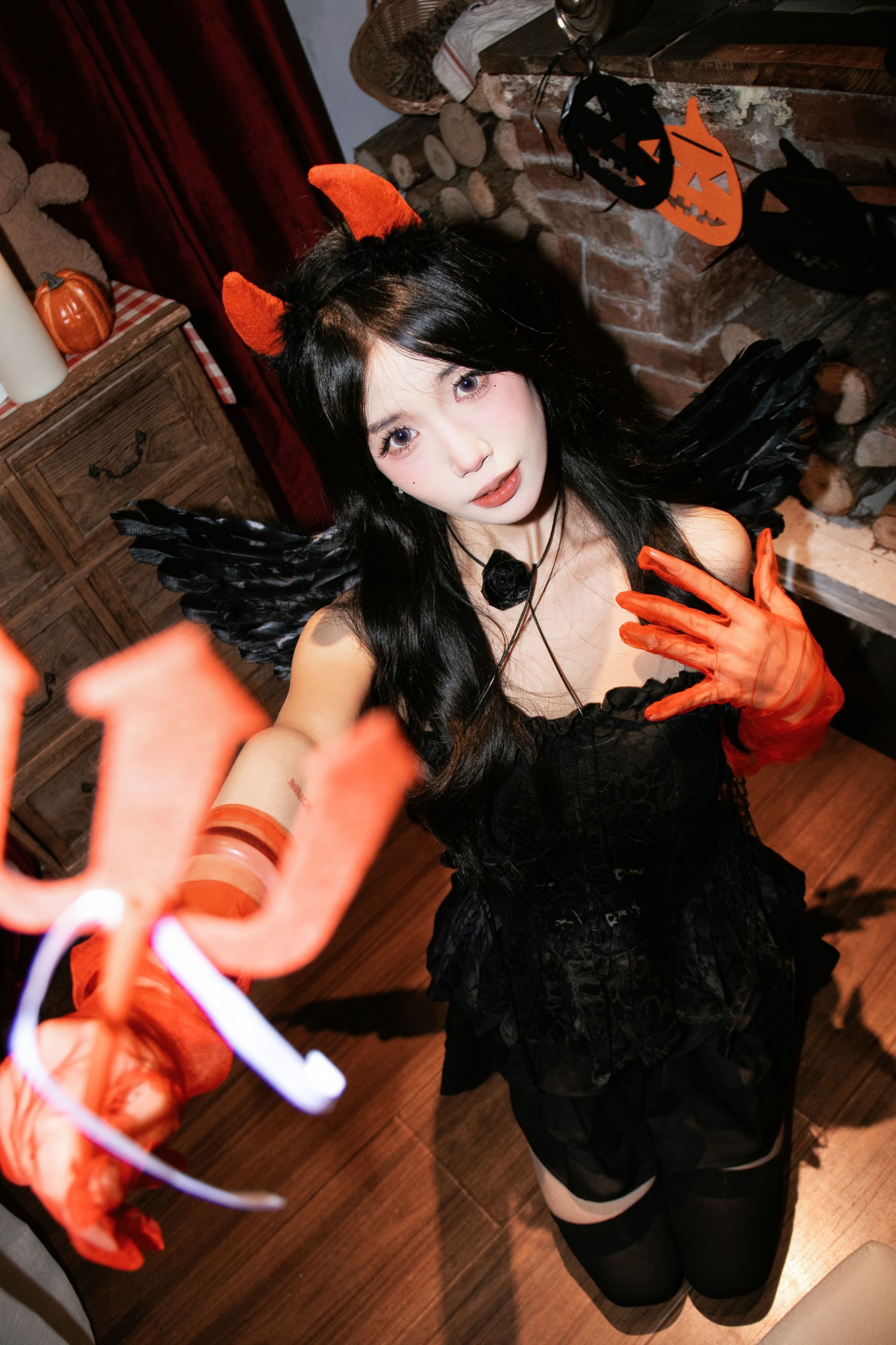 小欣吃不饱 – 《小恶魔》[13P] 插图4