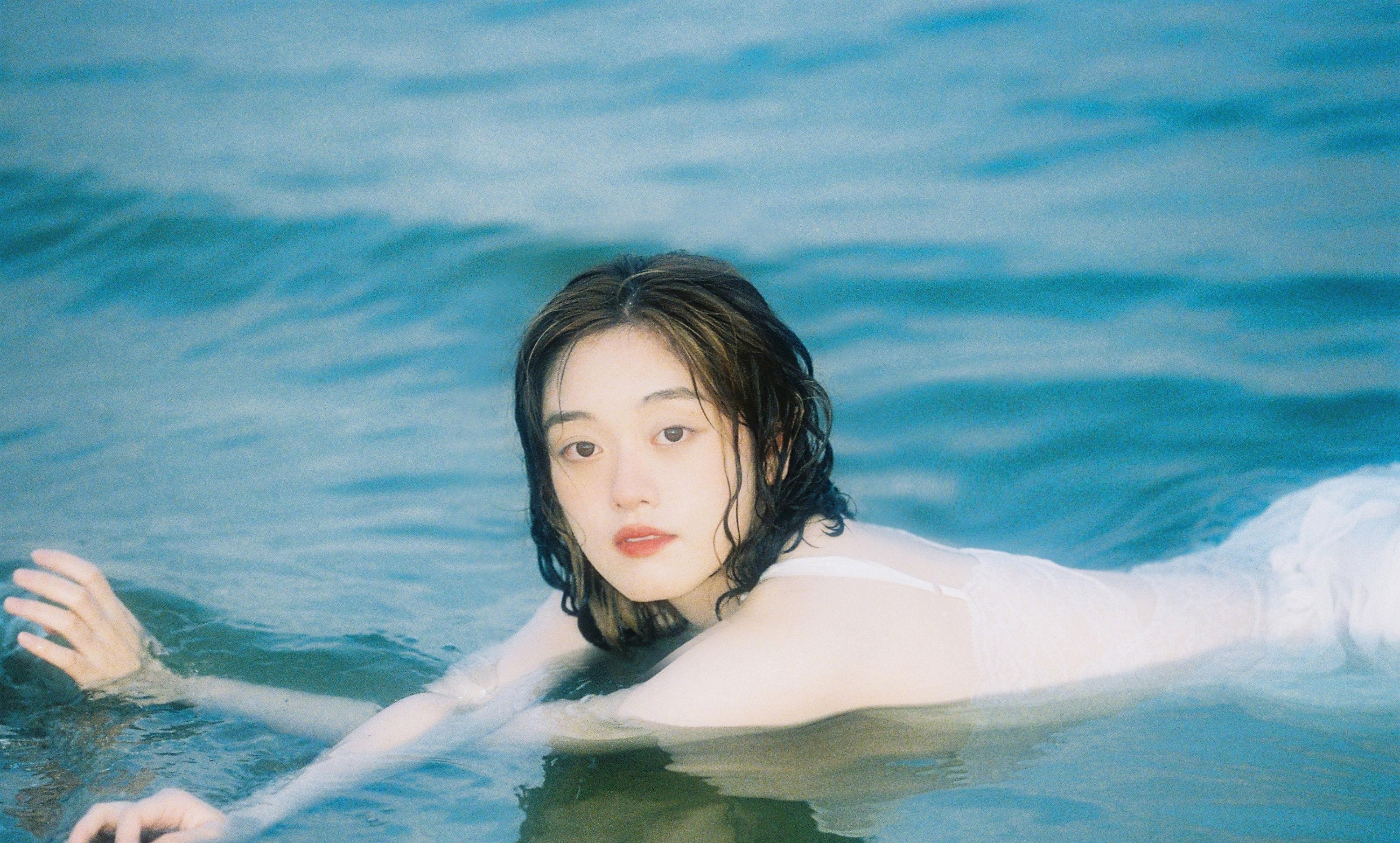 鑫鑫 - 《夏日终曲》[30P] 插图2