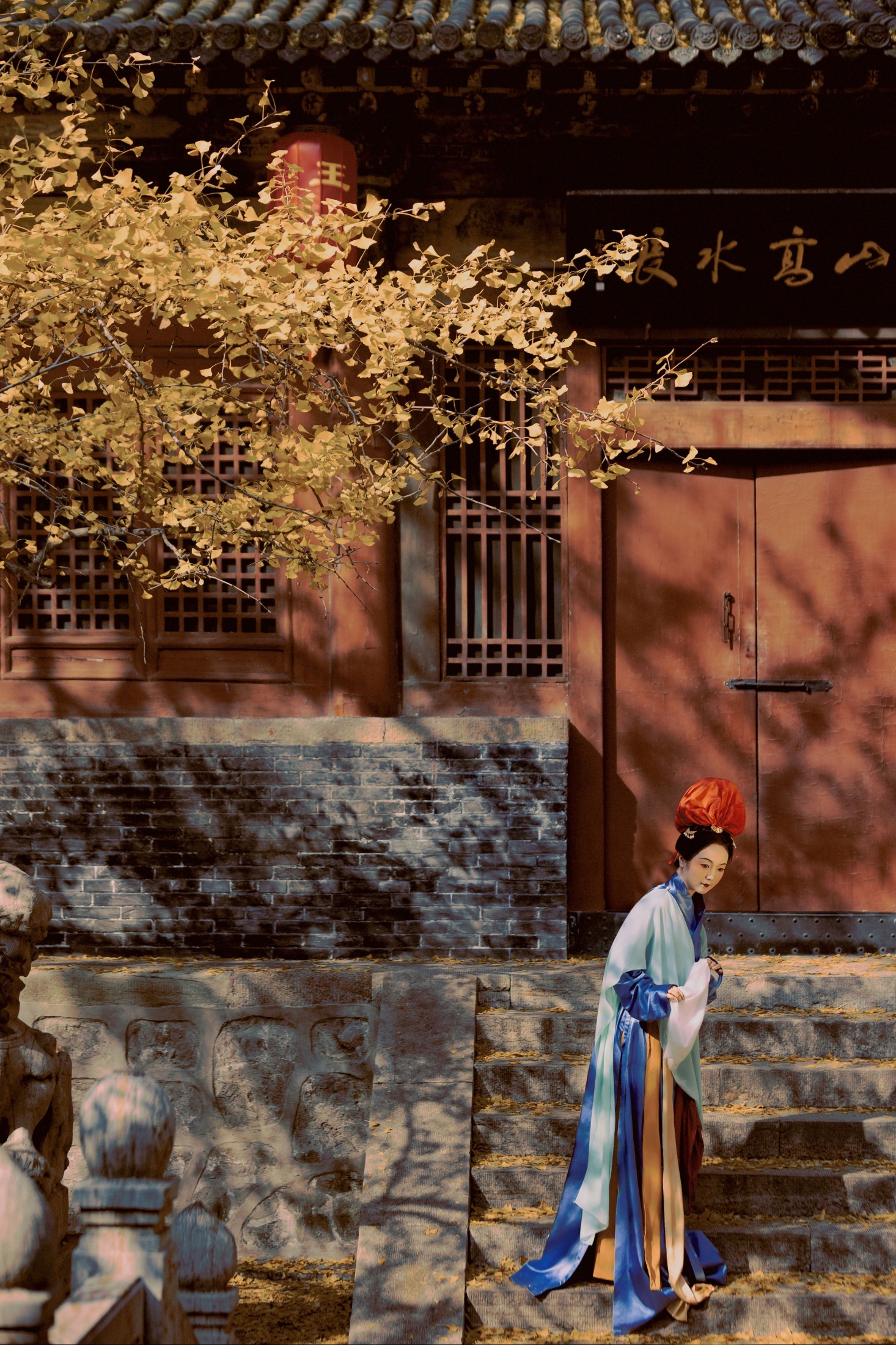 王冬洁 - 《仿晋祠宋塑侍女》[40P] 插图2