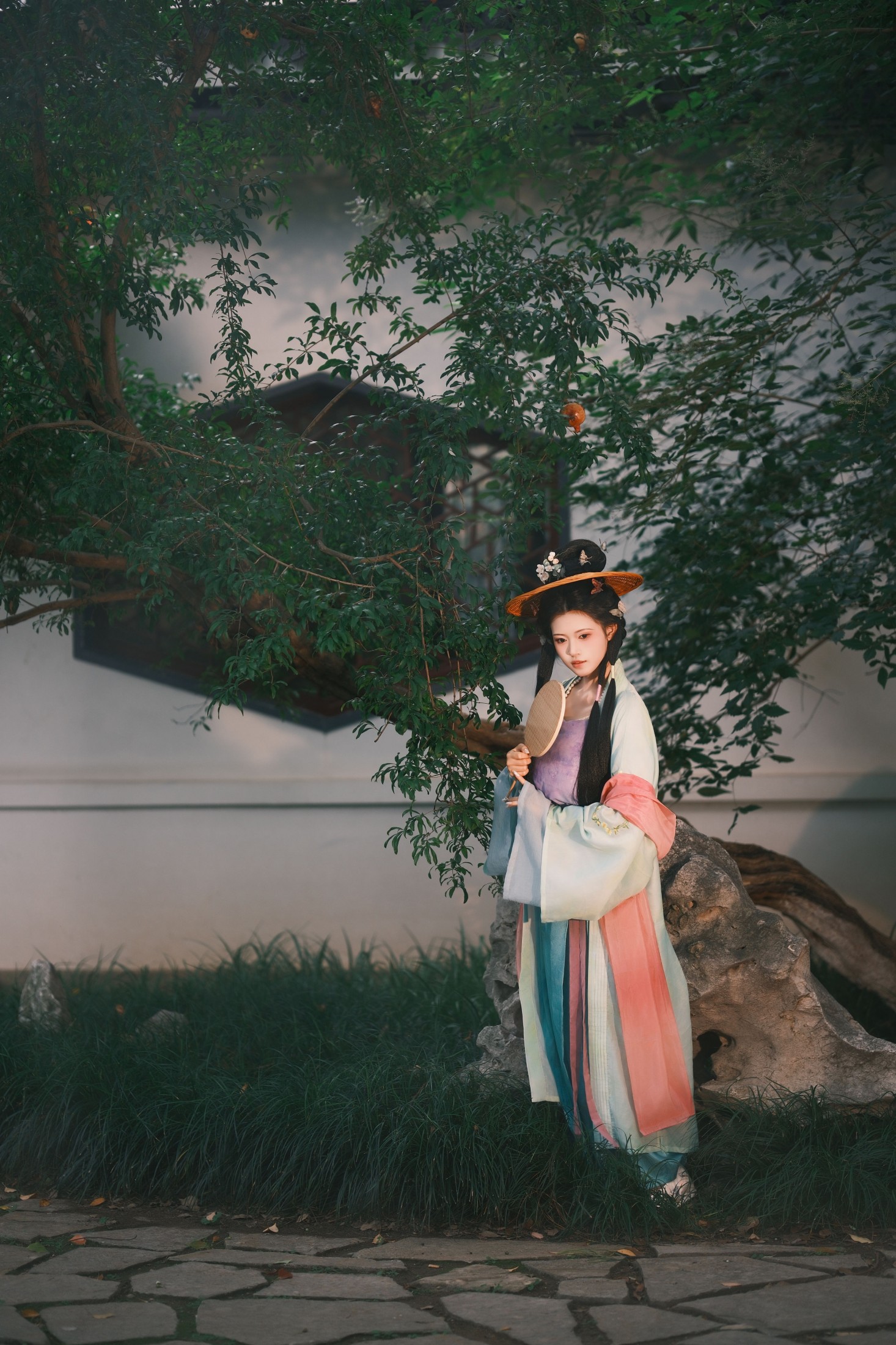 ID12606蕉叶下-妍画集