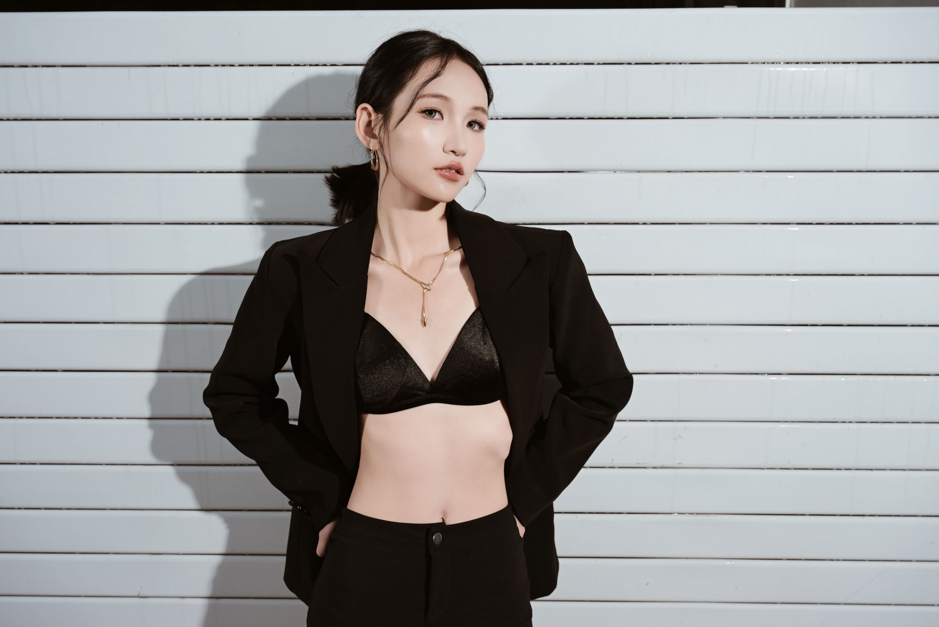 蔡蔡 - 《黑色系》[14P] 插图3