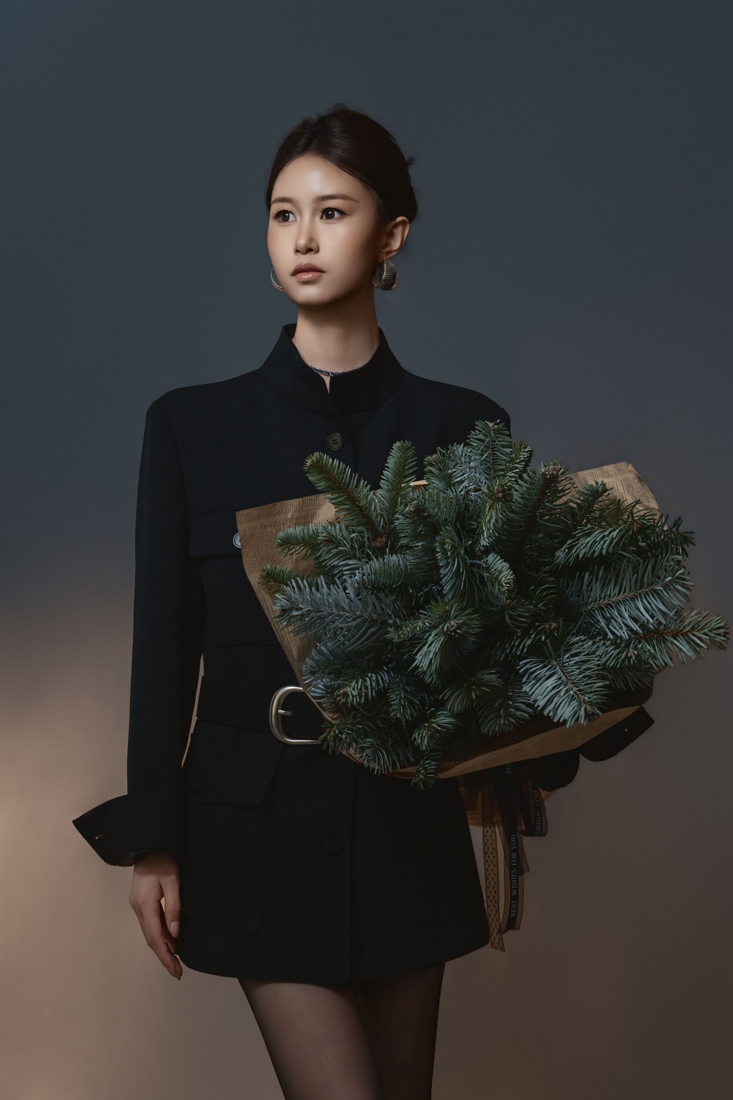 Lili - 《圣诞写真》[20P] 插图2