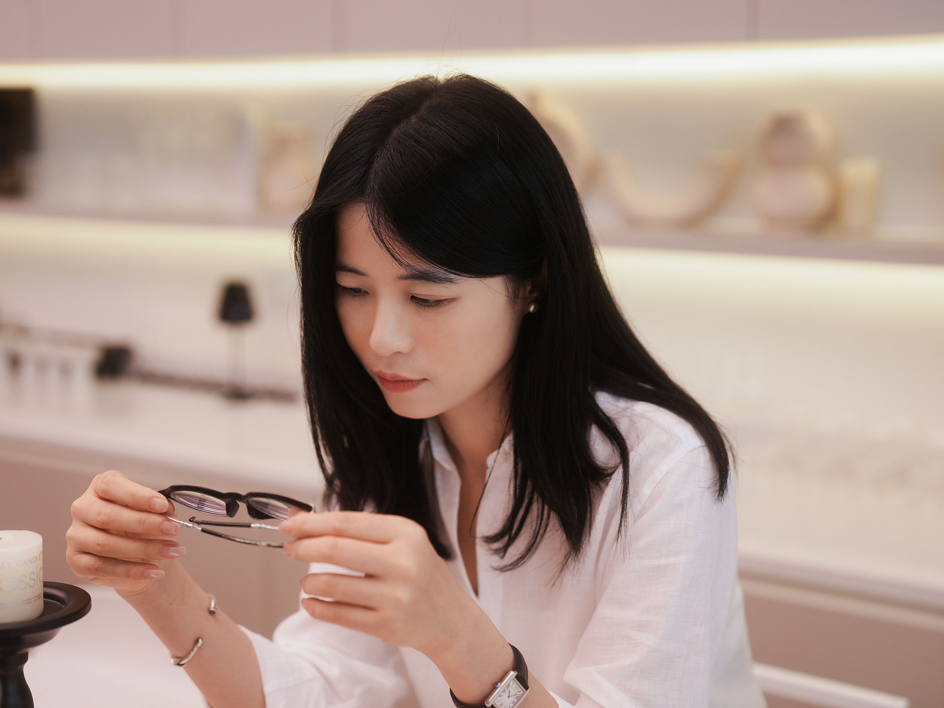 ID12831白色咖啡馆-妍画集