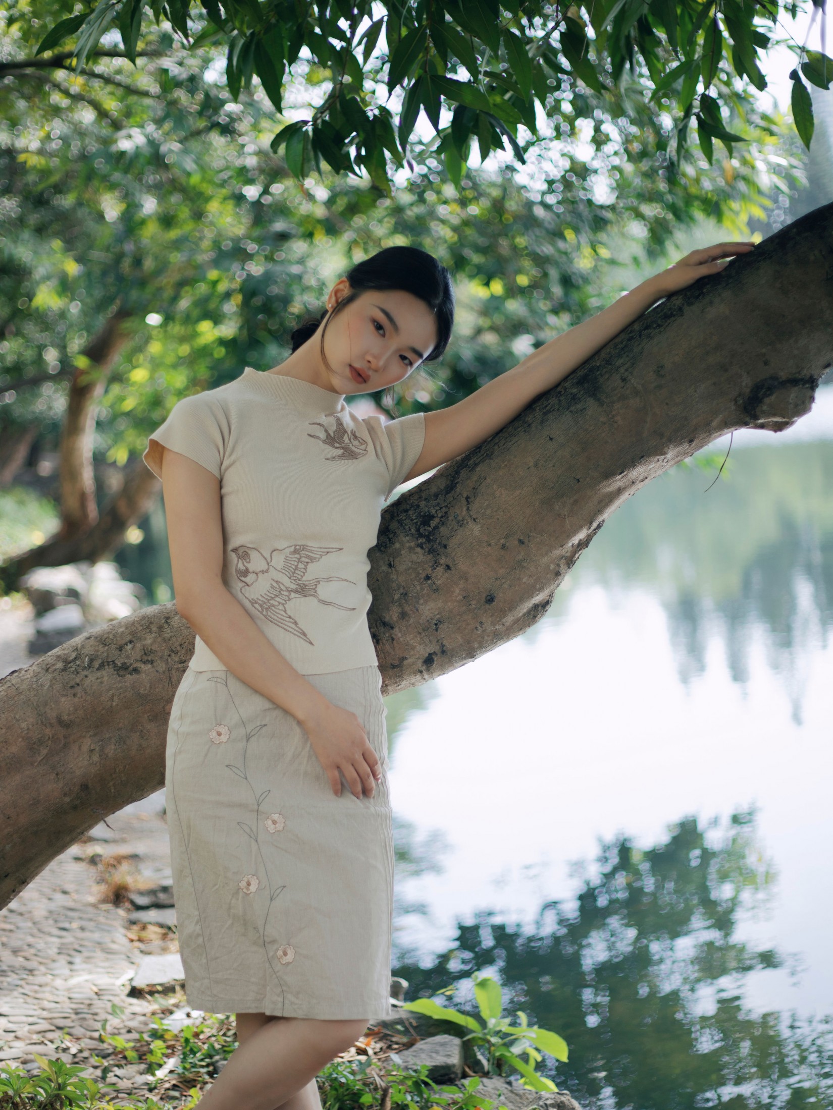 《她的眼睛会说话》[16P] 插图4