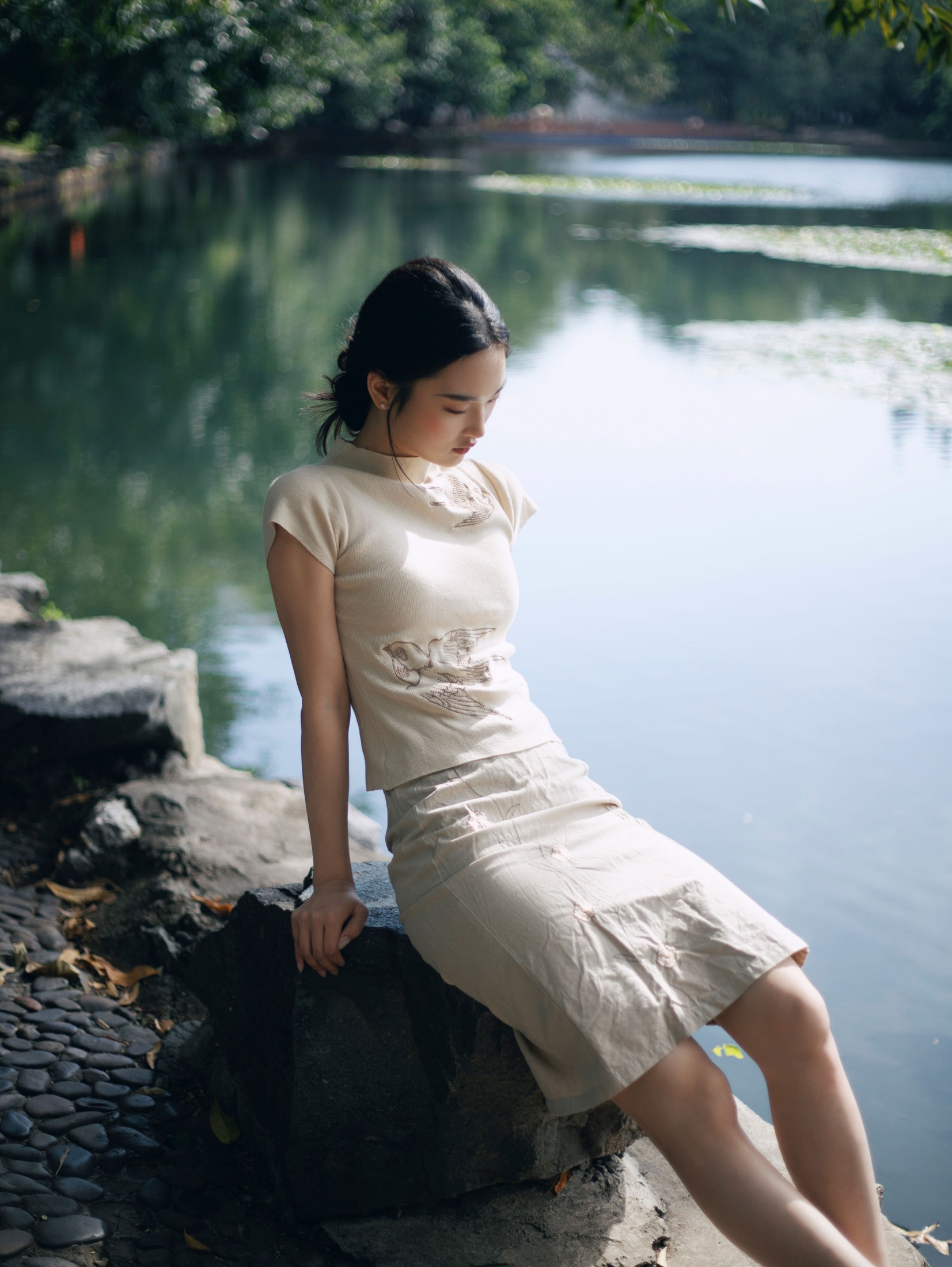 《她的眼睛会说话》[16P] 插图3