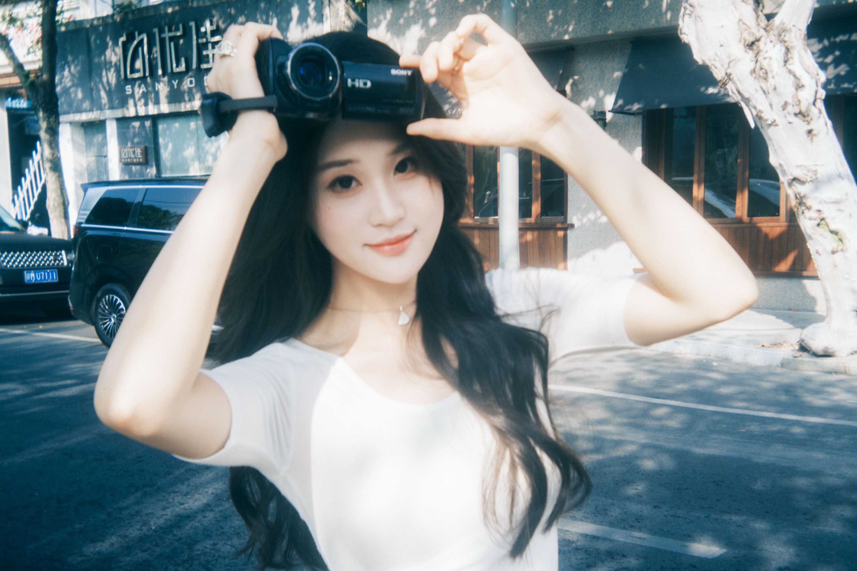 《老小区拍的氛围感》[22P] 插图2