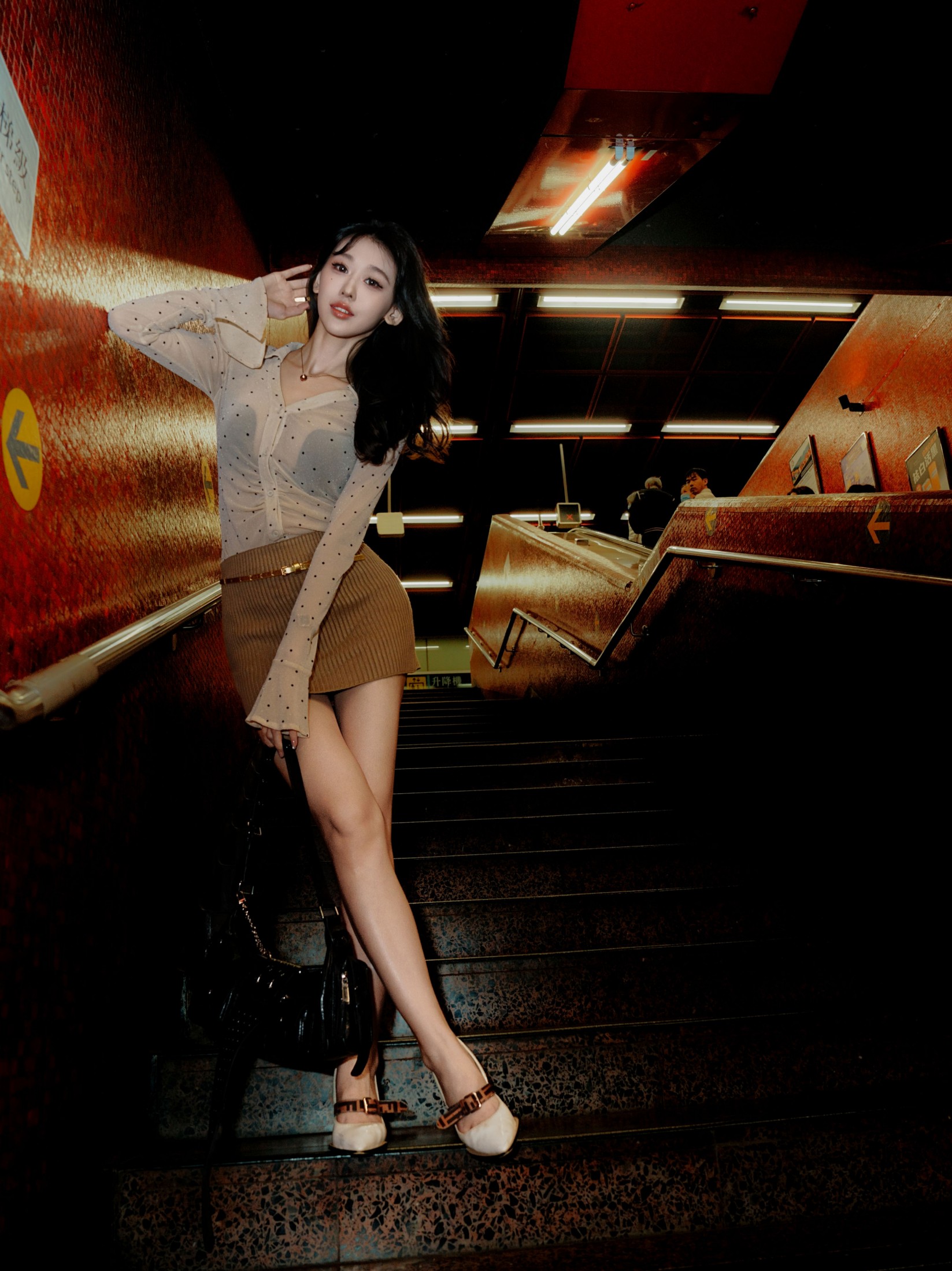 叫我GG - 《香港地铁时尚人像》[16P] 插图3