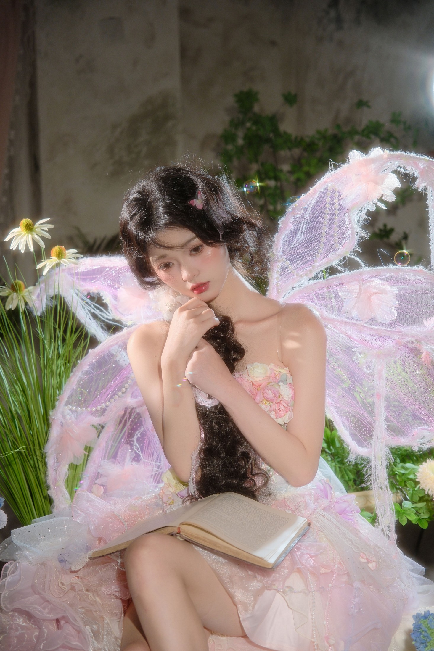 《粉雾微风里，蝴蝶与少女共舞》[11P] 插图2