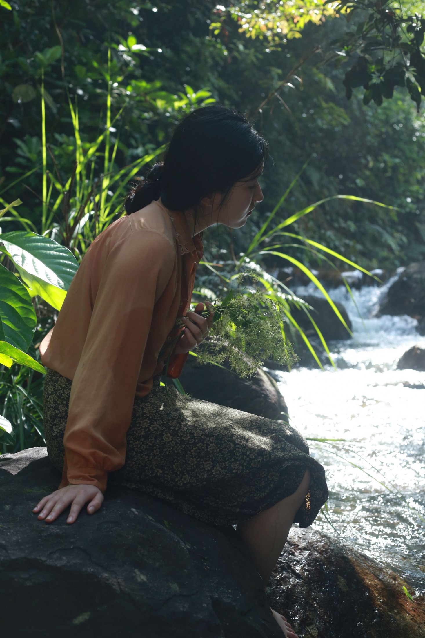 《夏日溪流》[36P] 插图3