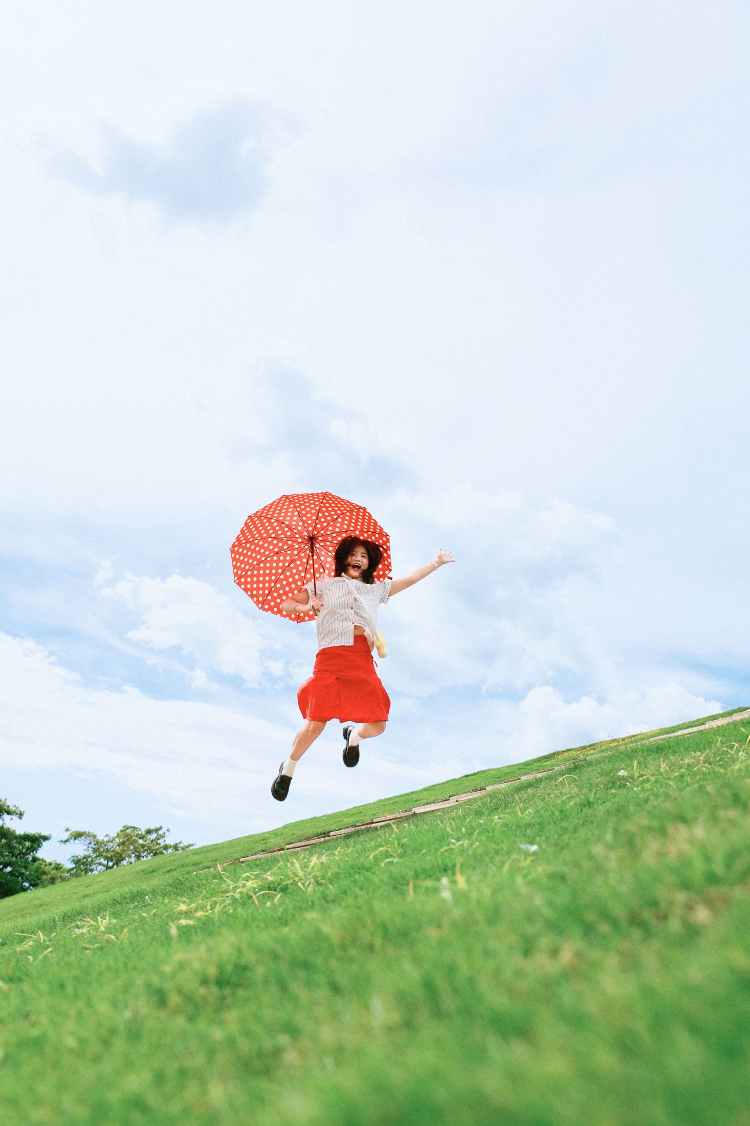 泡泡多喝水 - 《显眼包》[36P] 插图2